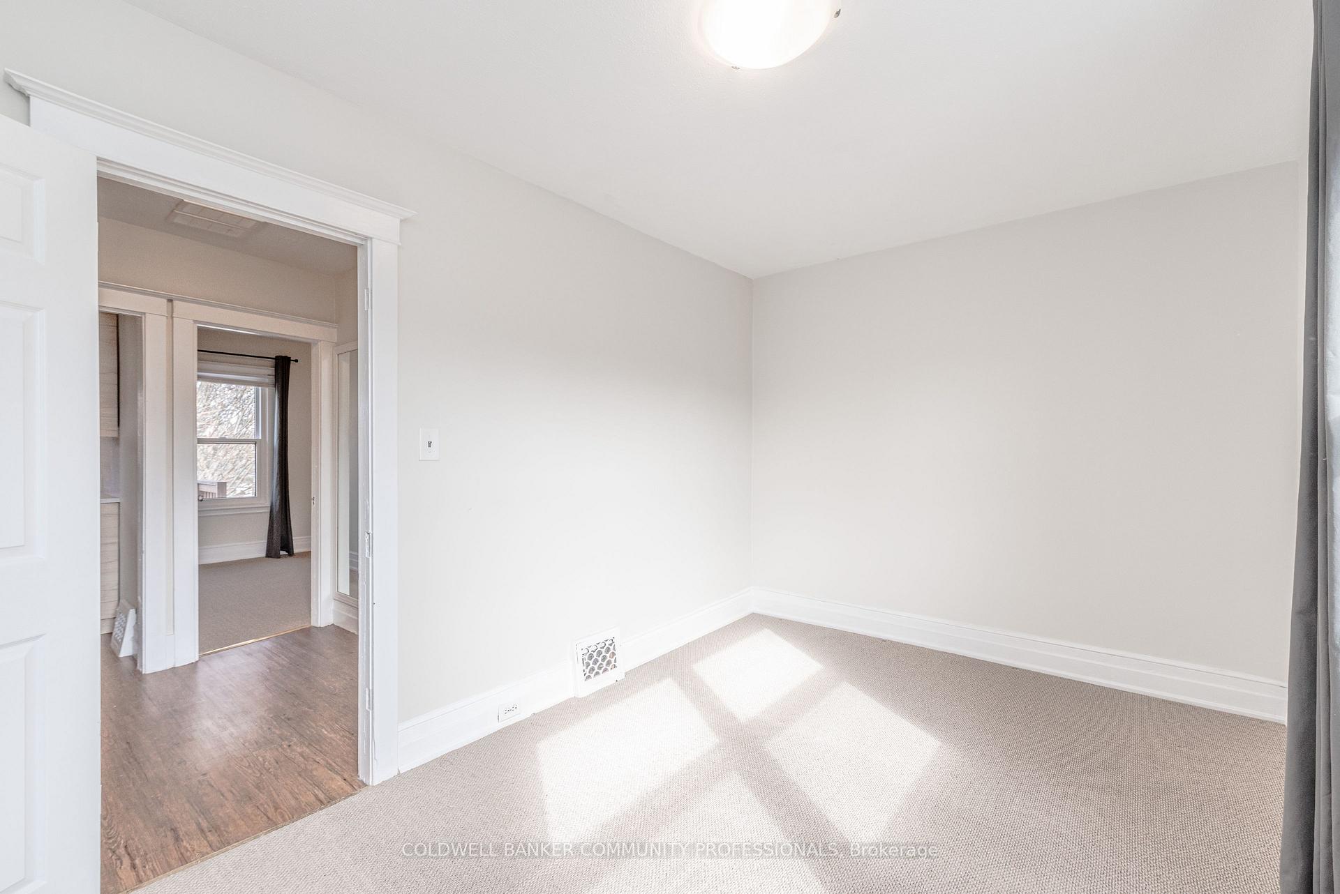 Photo 29 of 73 Balmoral Avenue N, Hamilton, Crown Point — HOMEH