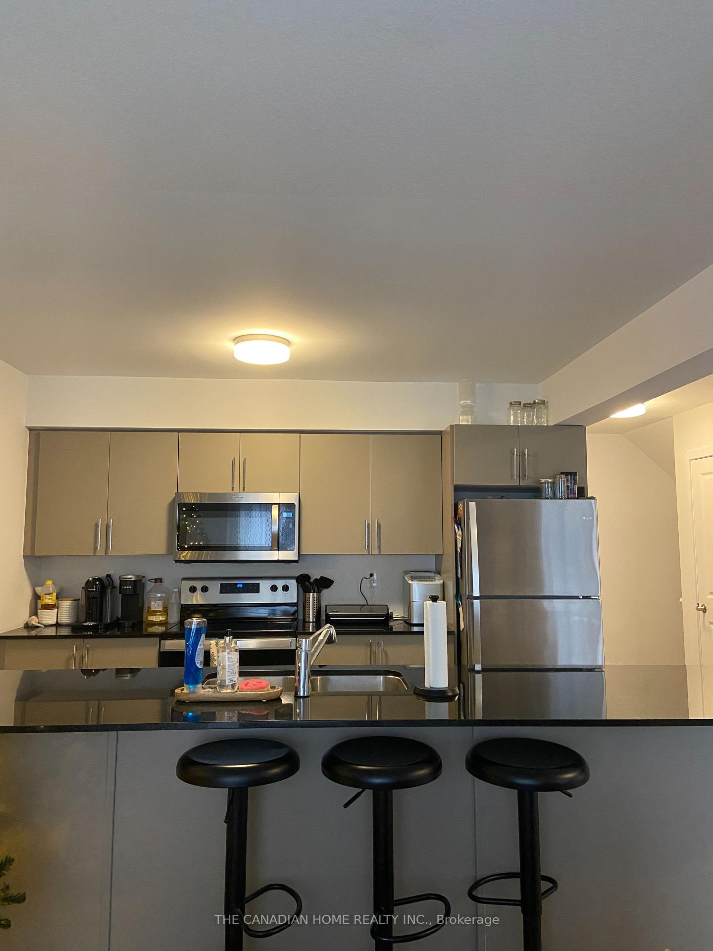 Photo 4 of Unit 05, 205 West Oak Trail, Kitchener — HOMEH