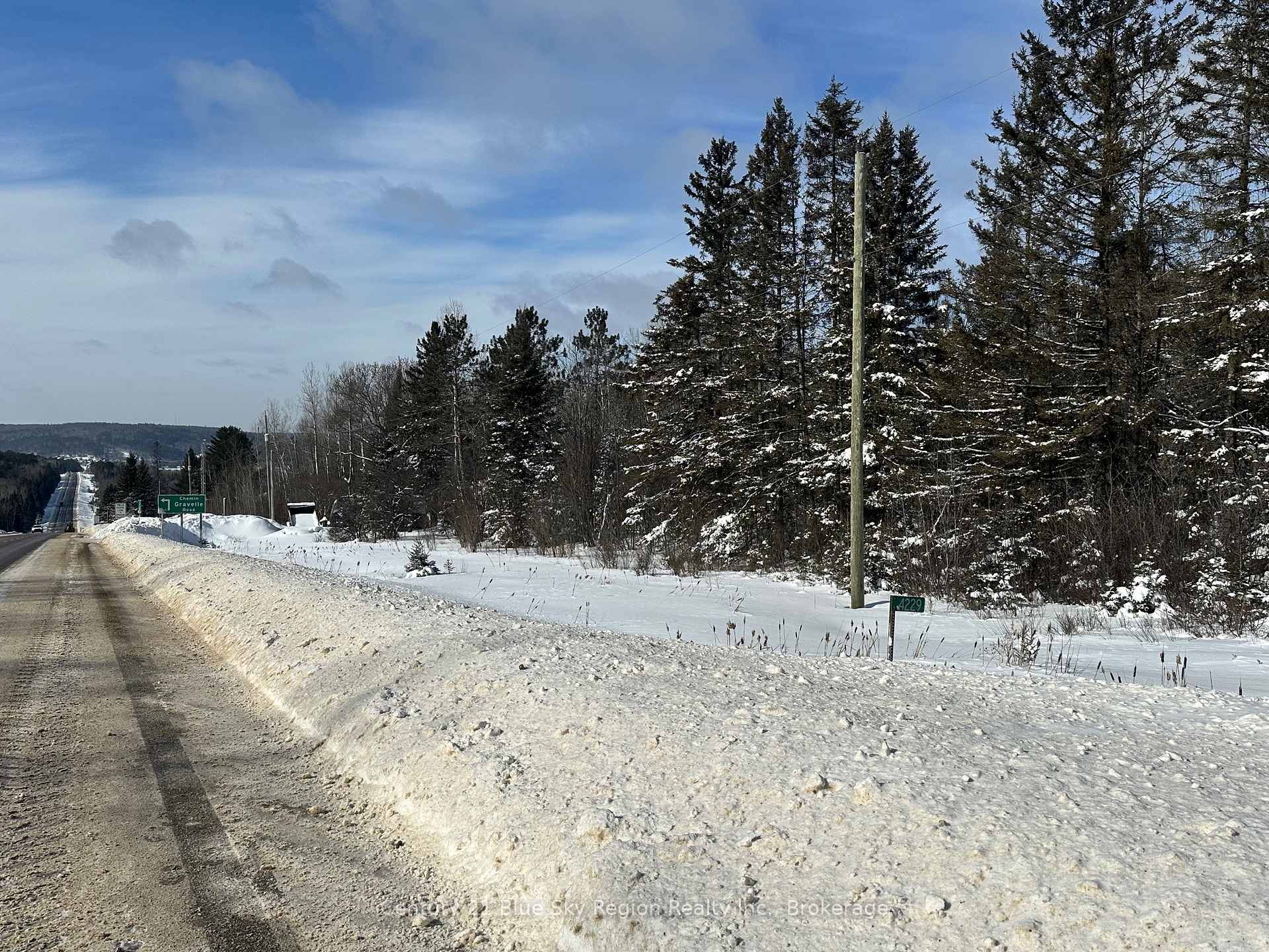 Photo 1 of 4229 Highway 17, Papineau-Cameron, Papineau Cameron — HOMEH