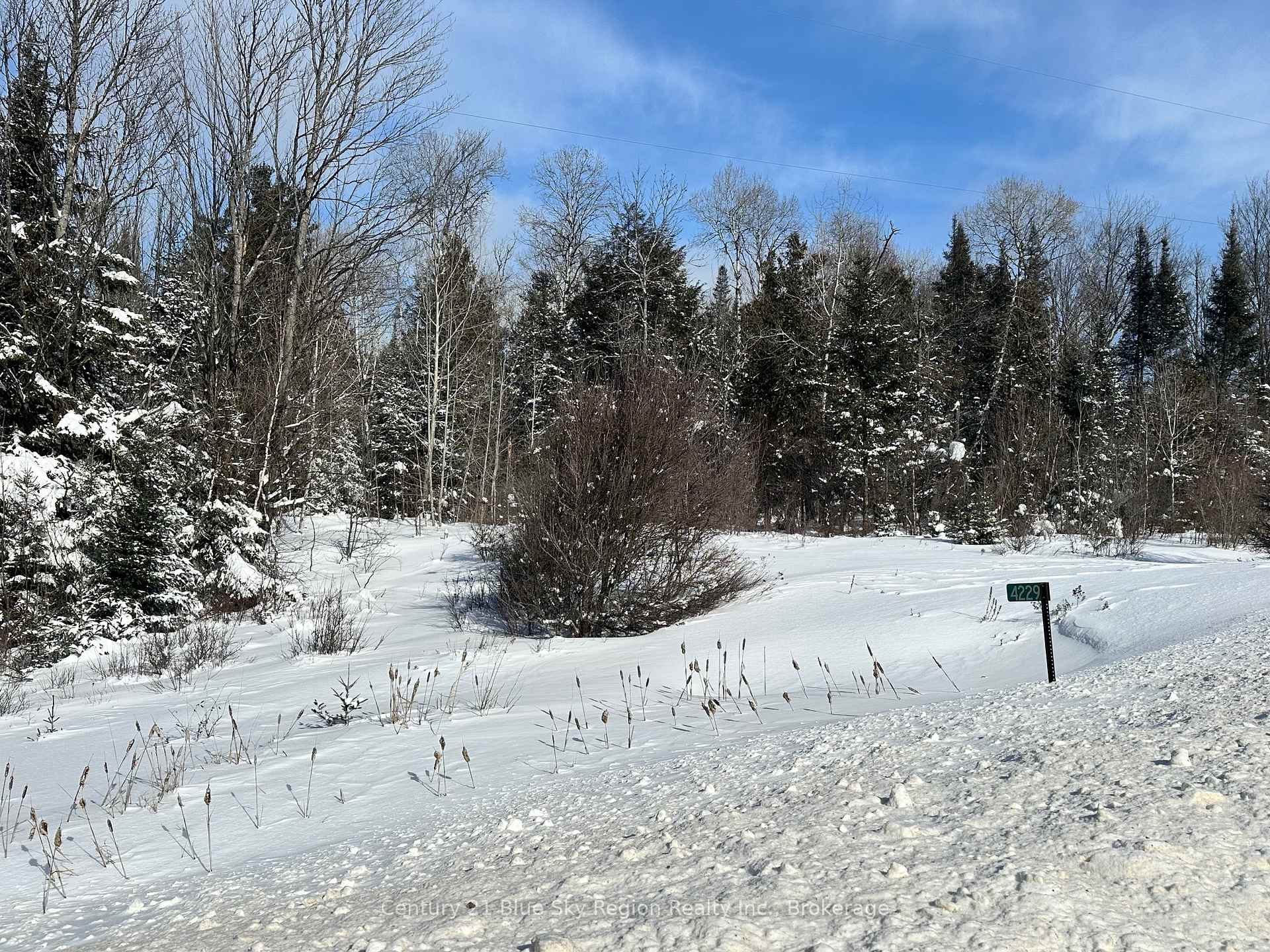 Photo 3 of 4229 Highway 17, Papineau-Cameron, Papineau Cameron — HOMEH