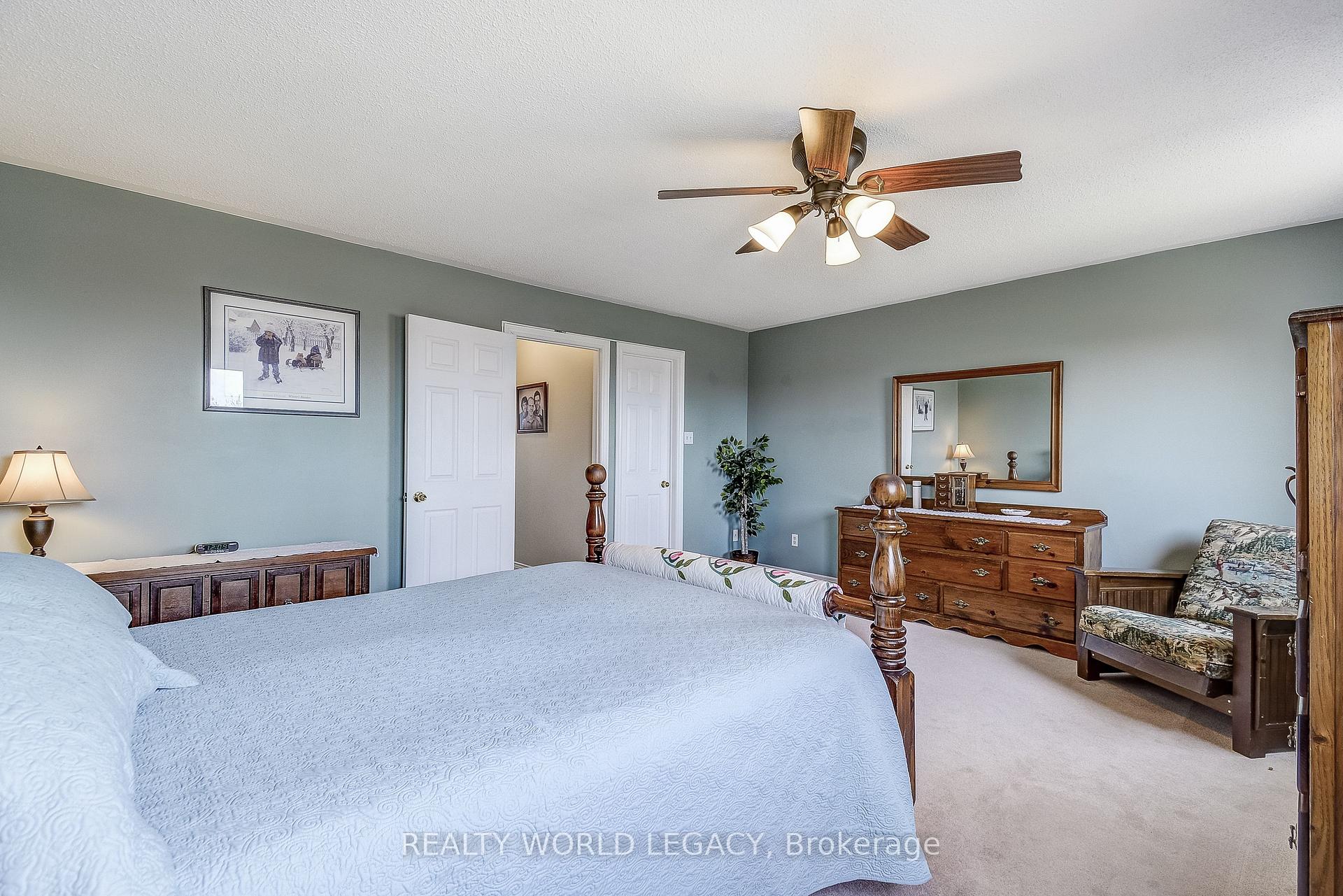 Photo 20 of 30 Kildonan Crescent, Hamilton, Waterdown — HOMEH
