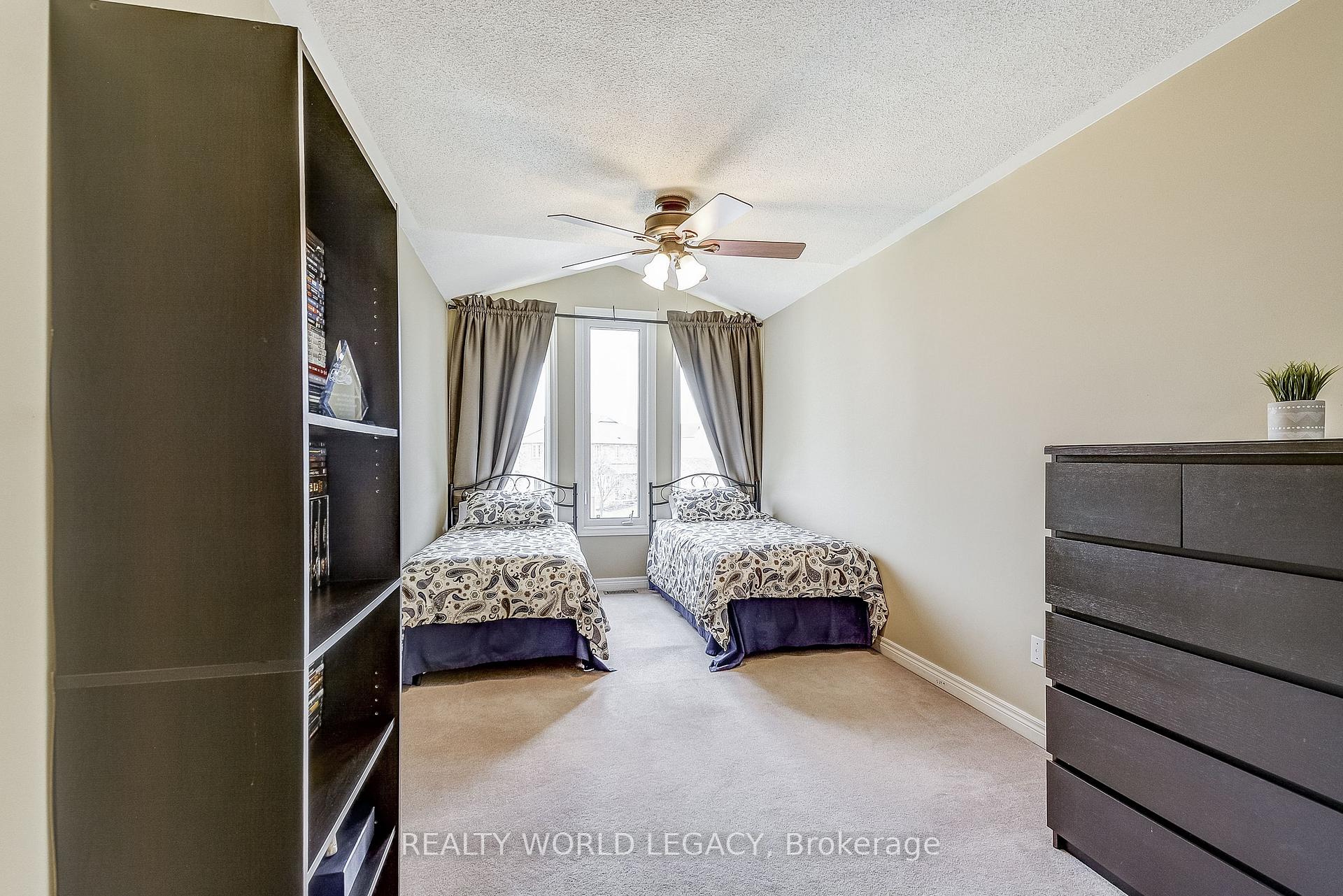 Photo 25 of 30 Kildonan Crescent, Hamilton, Waterdown — HOMEH