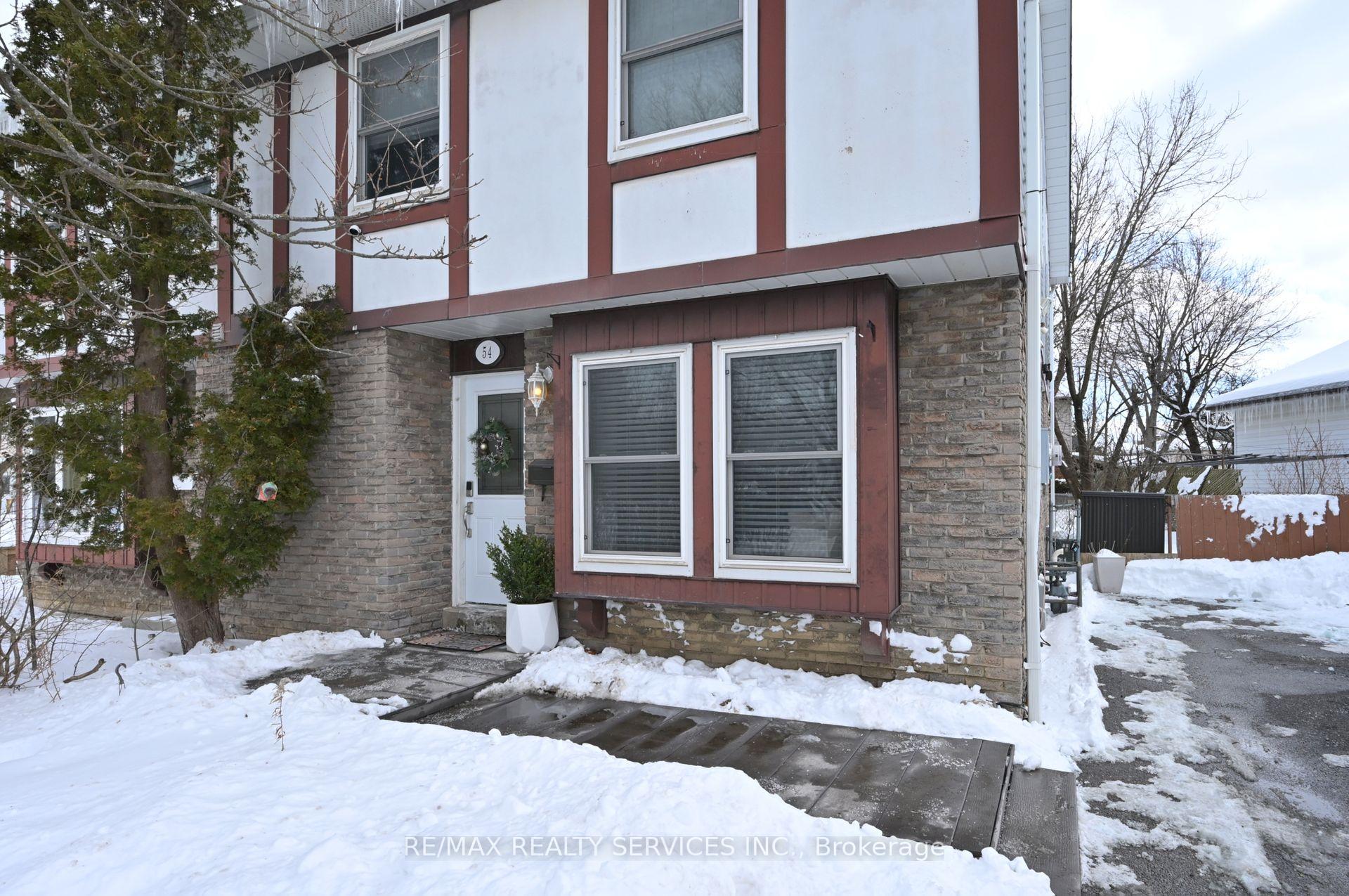Photo 2 of 54 Nancy McCredie Drive, Brampton, Brampton West — HOMEH