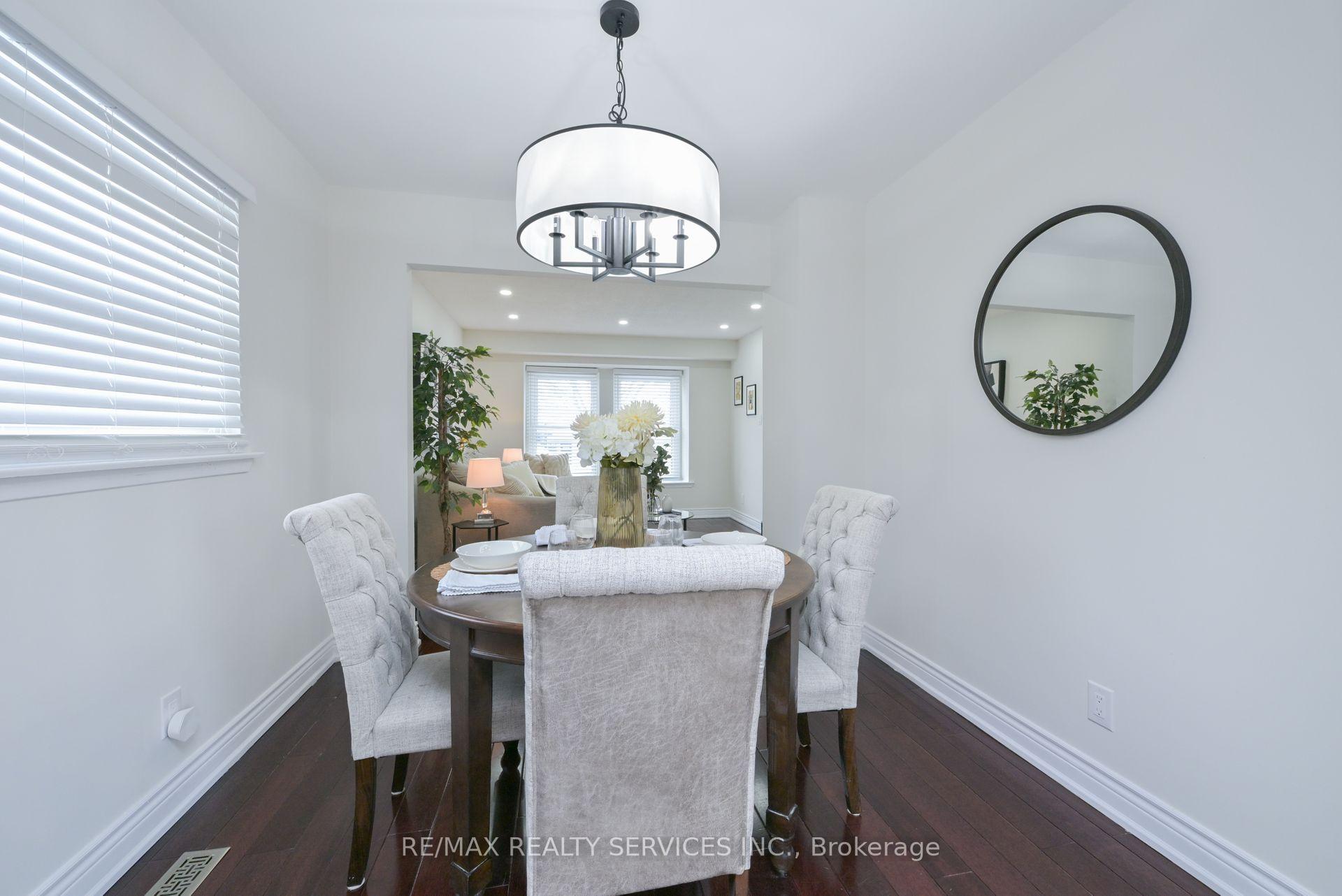 Photo 9 of 54 Nancy McCredie Drive, Brampton, Brampton West — HOMEH