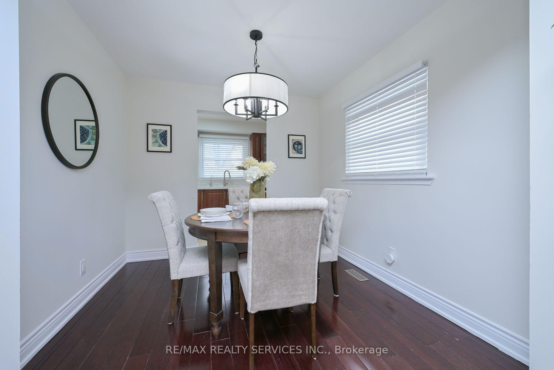 Photo 10 of 54 Nancy McCredie Drive, Brampton, Brampton West — HOMEH
