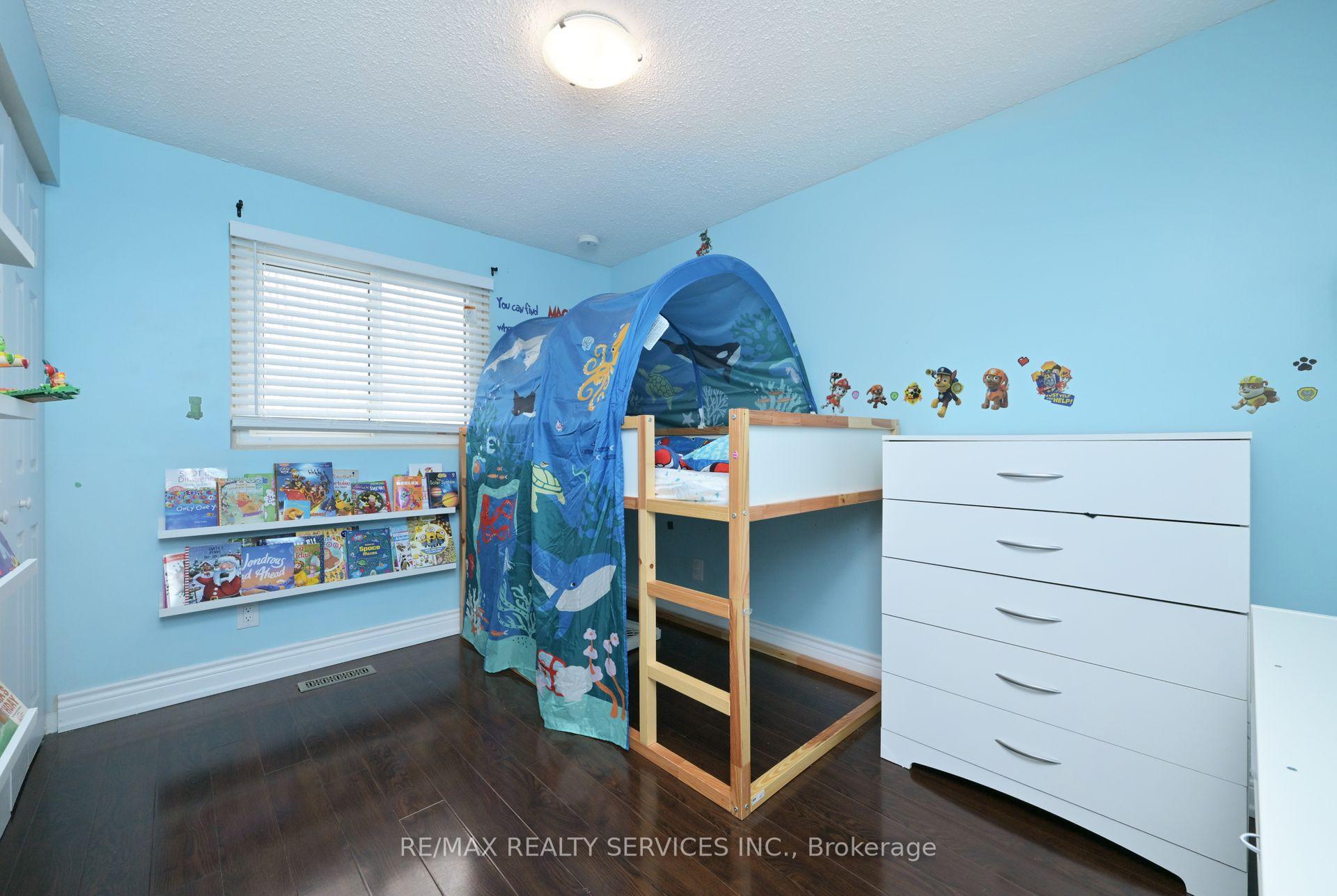 Photo 20 of 54 Nancy McCredie Drive, Brampton, Brampton West — HOMEH