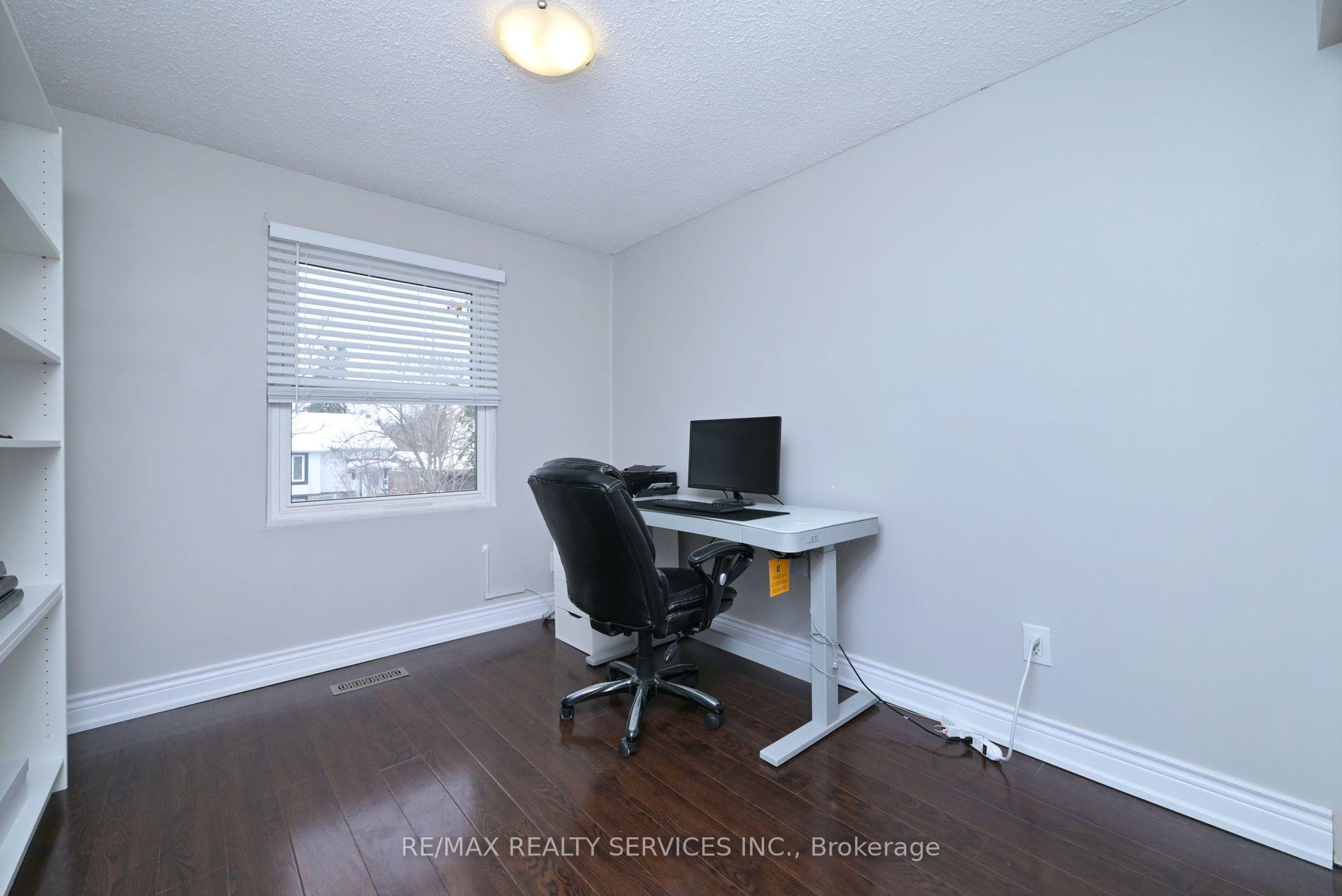 Photo 21 of 54 Nancy McCredie Drive, Brampton, Brampton West — HOMEH