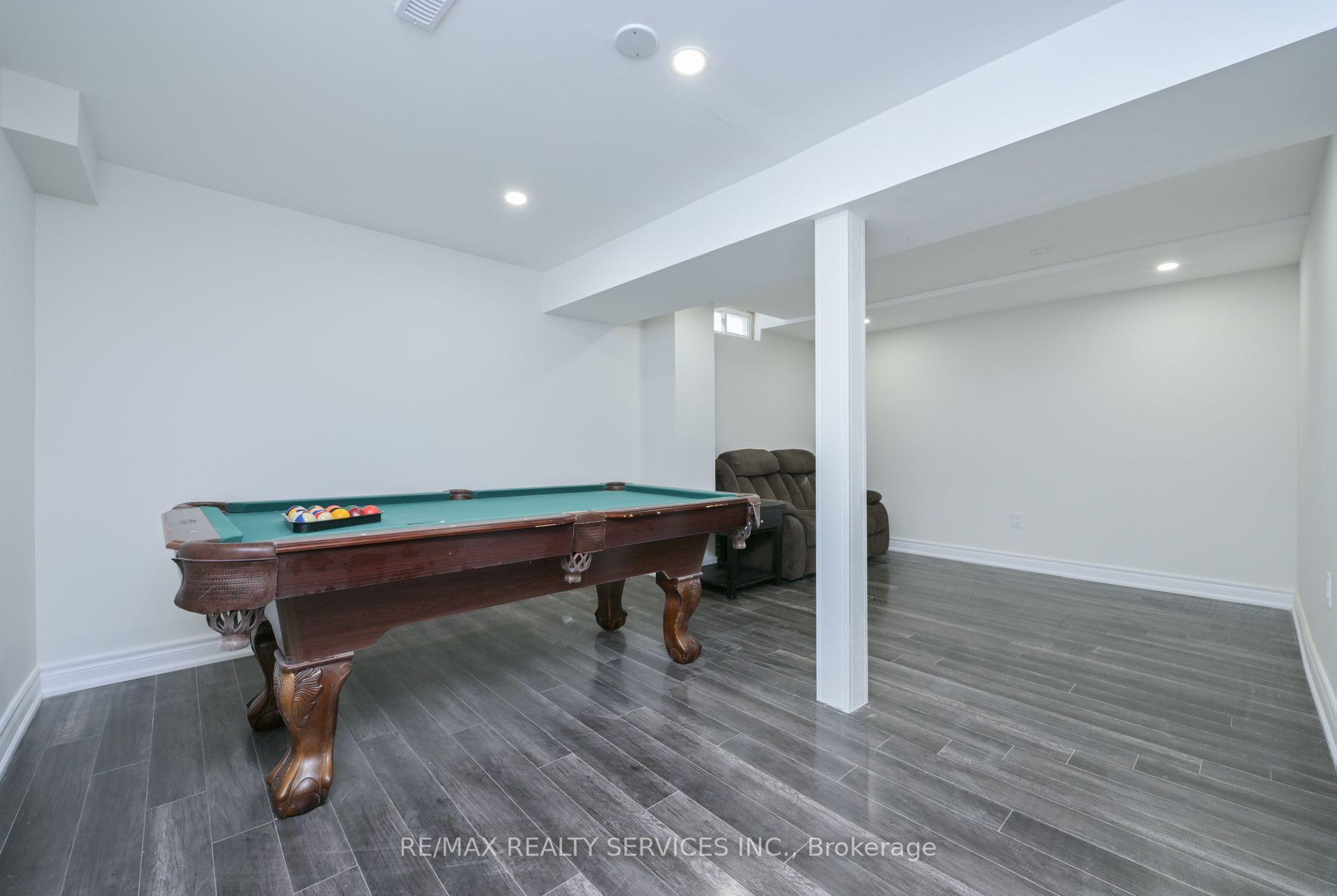 Photo 27 of 54 Nancy McCredie Drive, Brampton, Brampton West — HOMEH