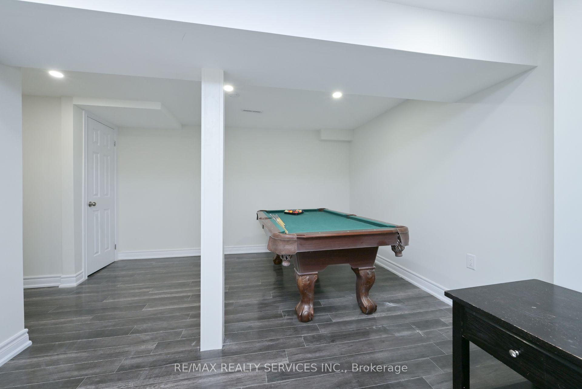 Photo 29 of 54 Nancy McCredie Drive, Brampton, Brampton West — HOMEH
