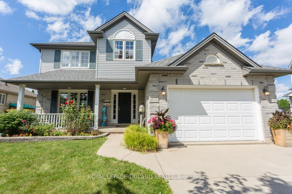 Photo 1 of 25 Steeplechase Court, St. Thomas — HOMEH