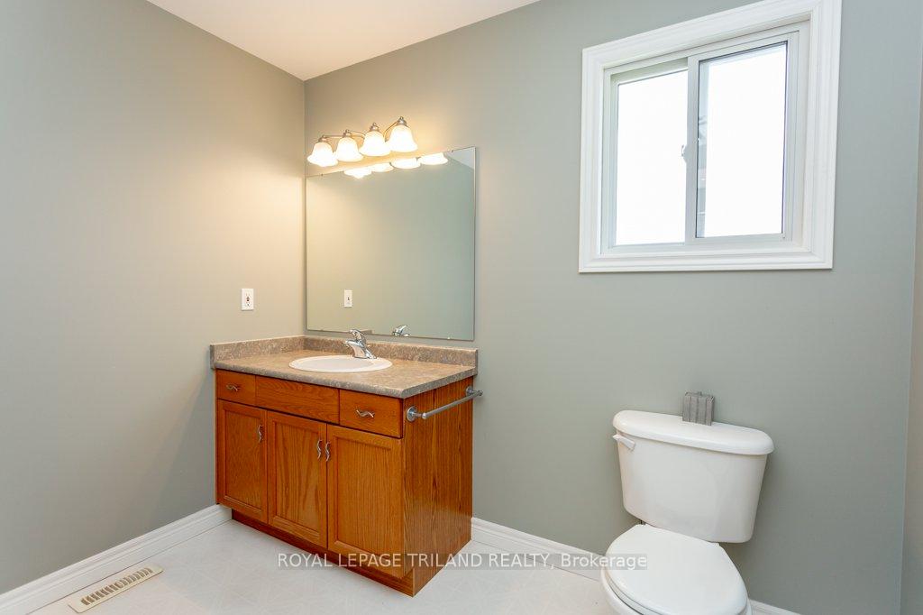 Photo 10 of 25 Steeplechase Court, St. Thomas — HOMEH