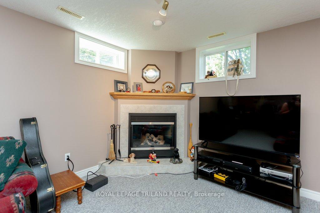 Photo 15 of 25 Steeplechase Court, St. Thomas — HOMEH
