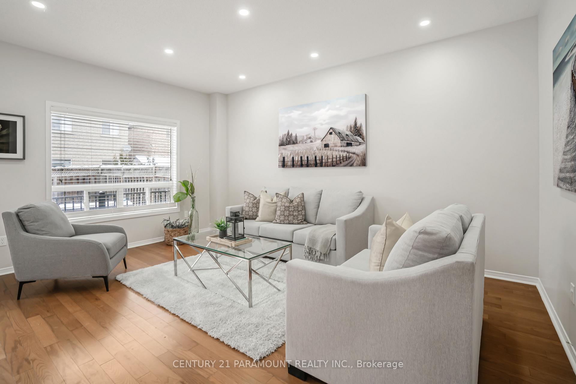Photo 11 of 43 Crystal Glen Crescent, Brampton, Credit Valley — HOMEH