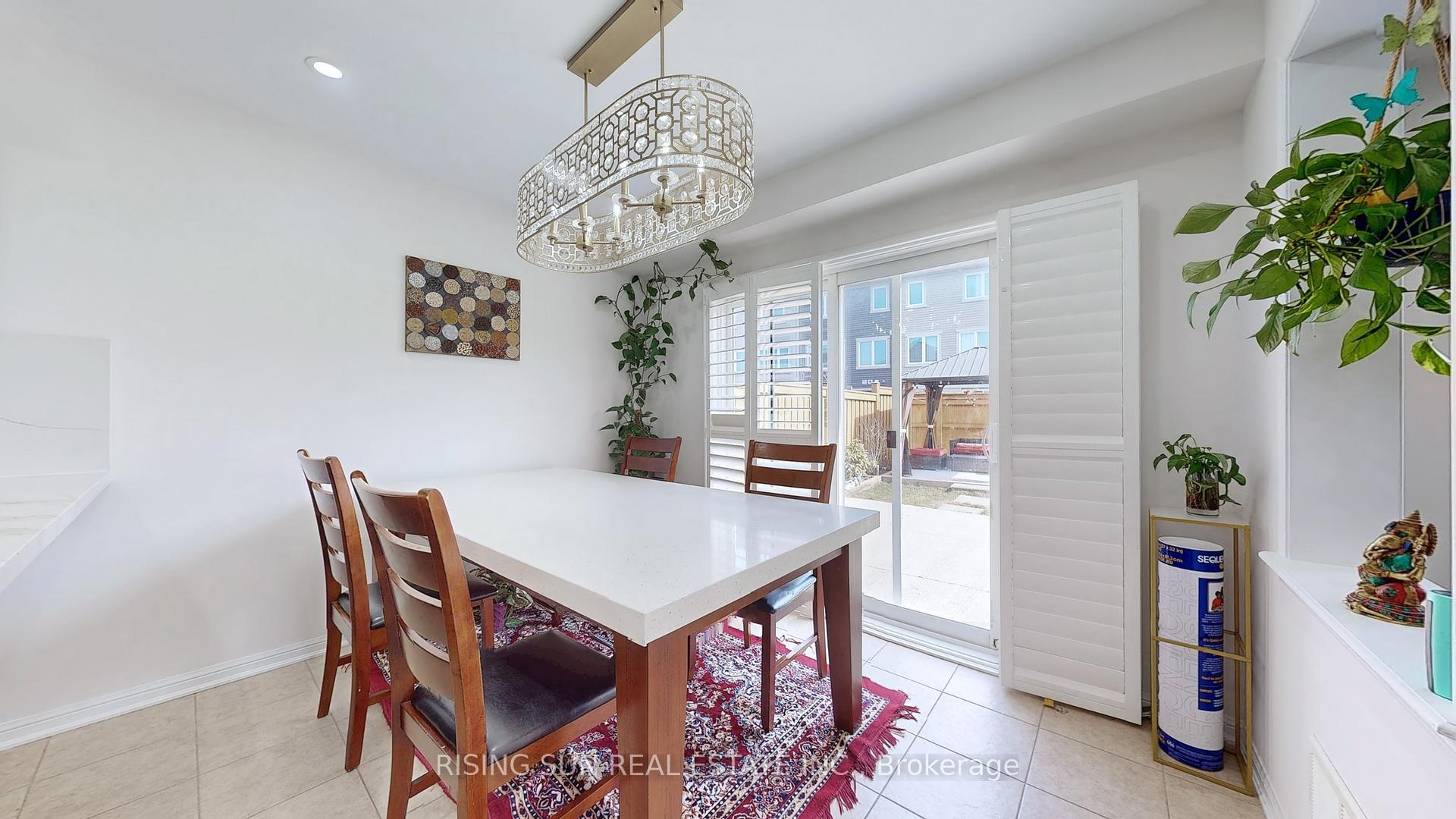 Photo 10 of 185 Lockwood Road, Brampton, Fletcher's West — HOMEH