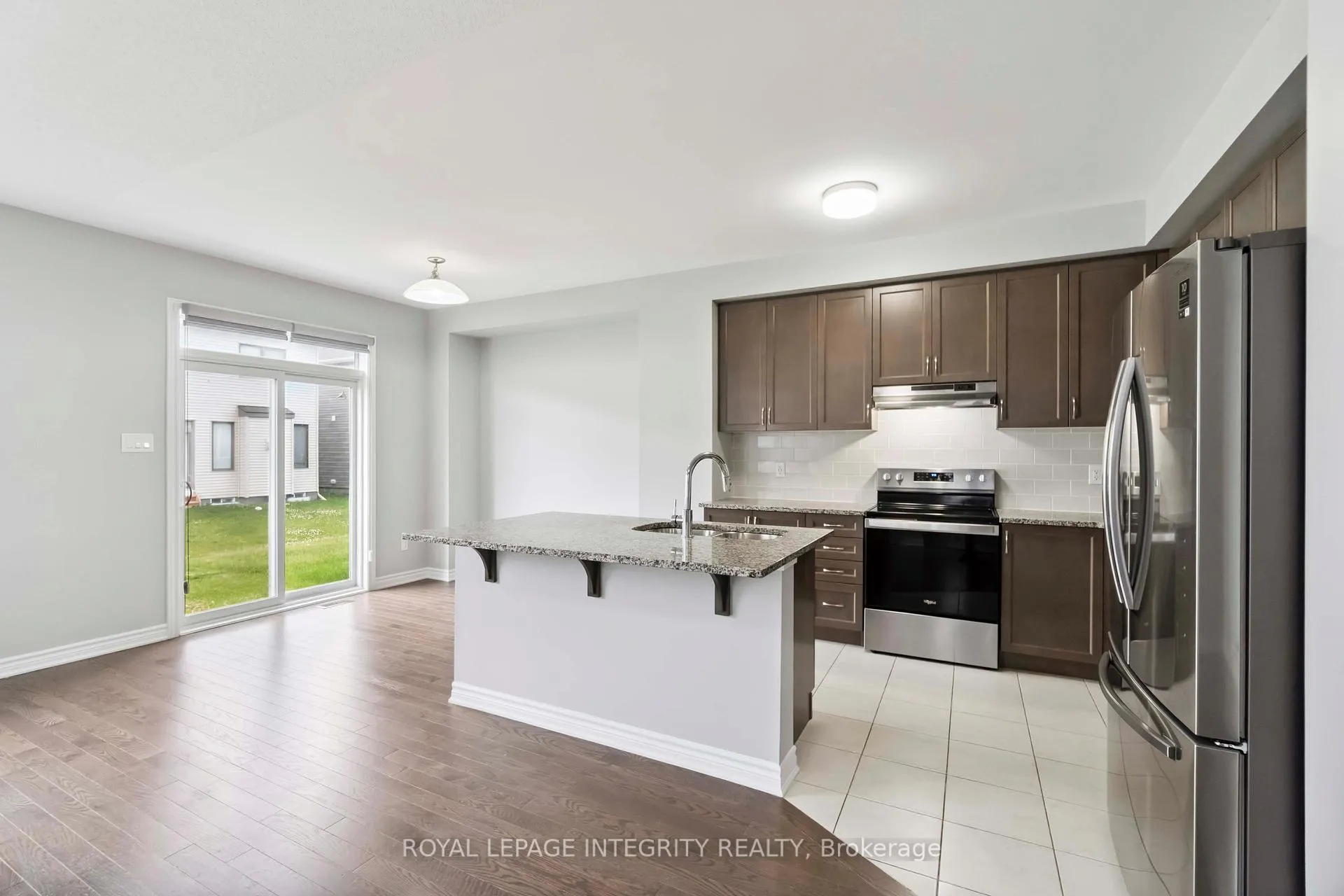 Photo 11 of 95 Mesa Drive, Ottawa, Barrhaven - Half Moon Bay — HOMEH