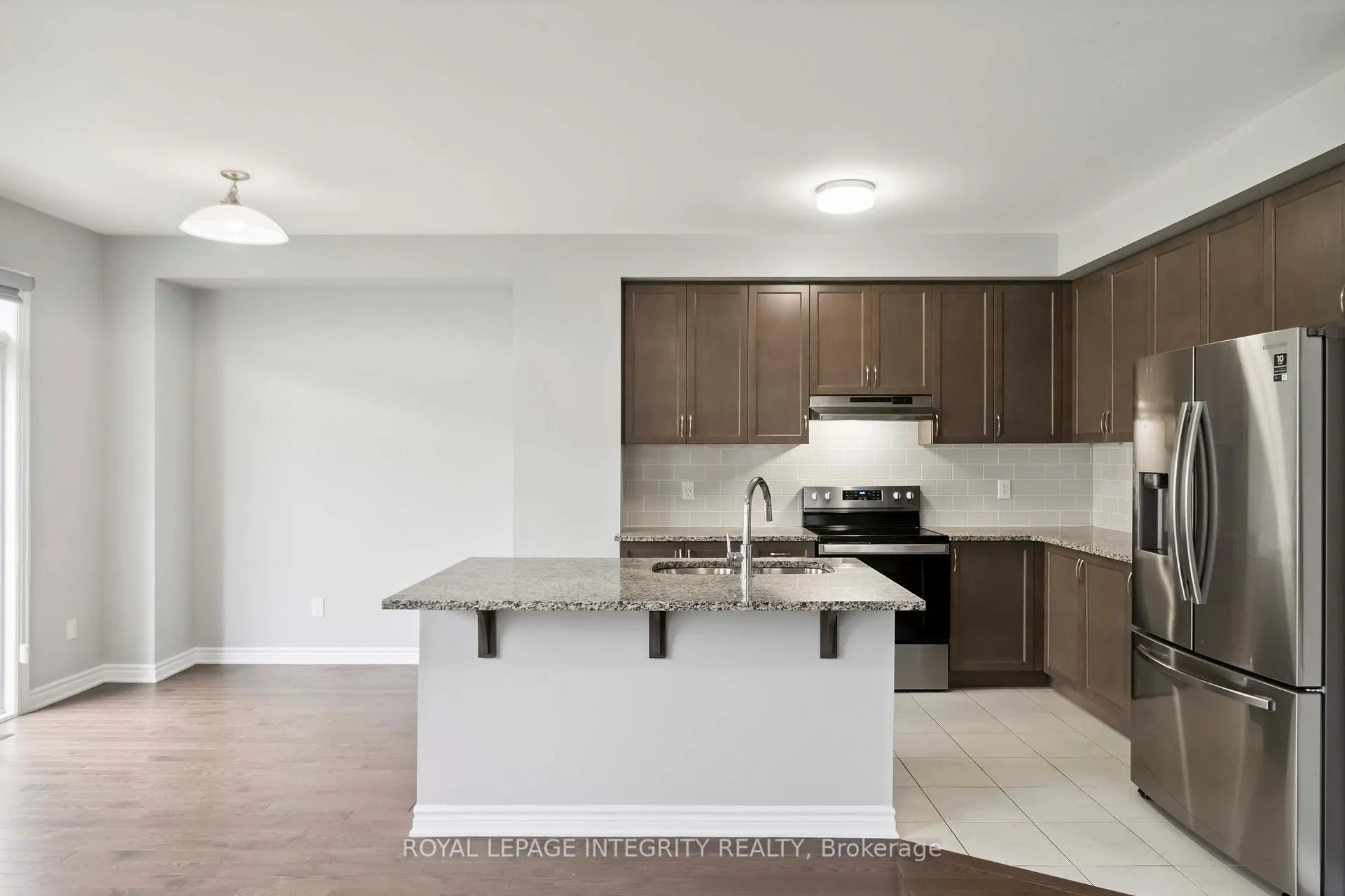 Photo 13 of 95 Mesa Drive, Ottawa, Barrhaven - Half Moon Bay — HOMEH