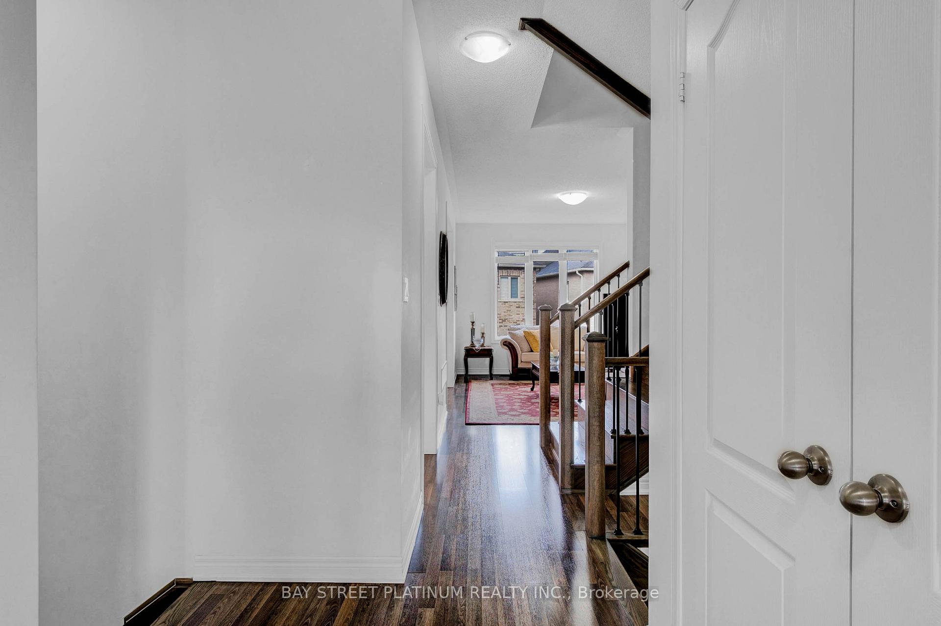 Photo 8 of 235 Skinner Road, Hamilton, Waterdown — HOMEH