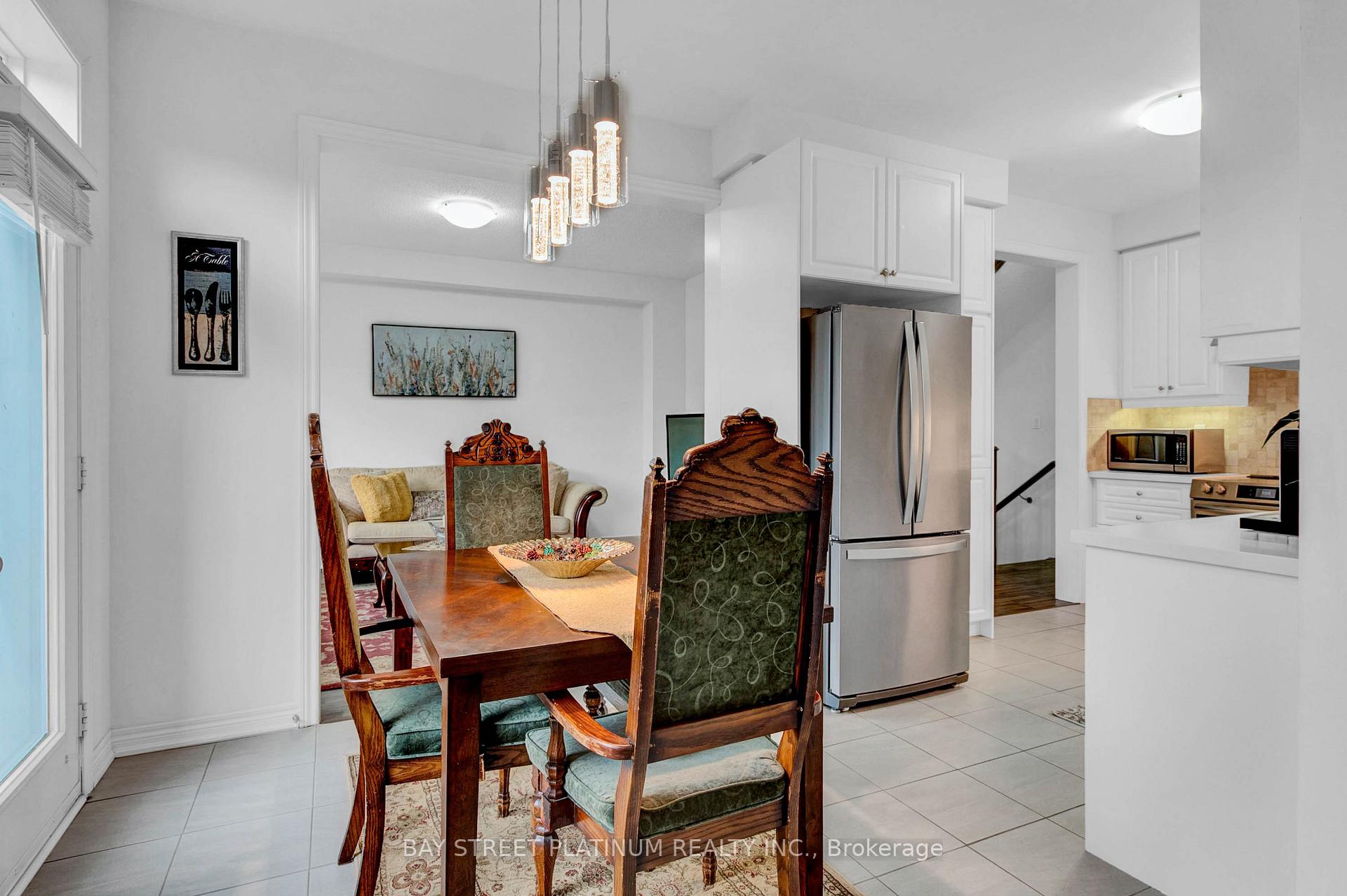 Photo 12 of 235 Skinner Road, Hamilton, Waterdown — HOMEH