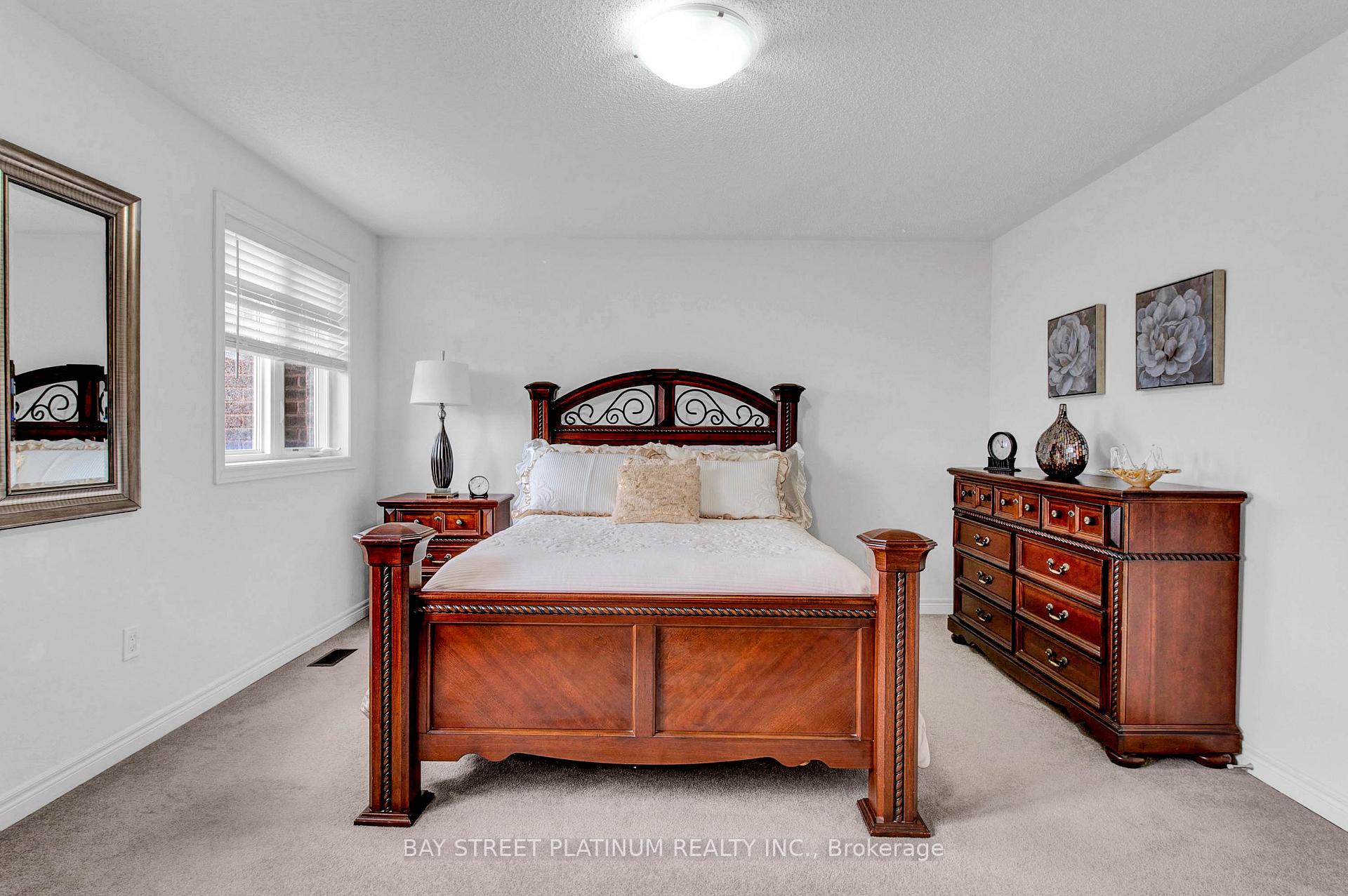 Photo 20 of 235 Skinner Road, Hamilton, Waterdown — HOMEH