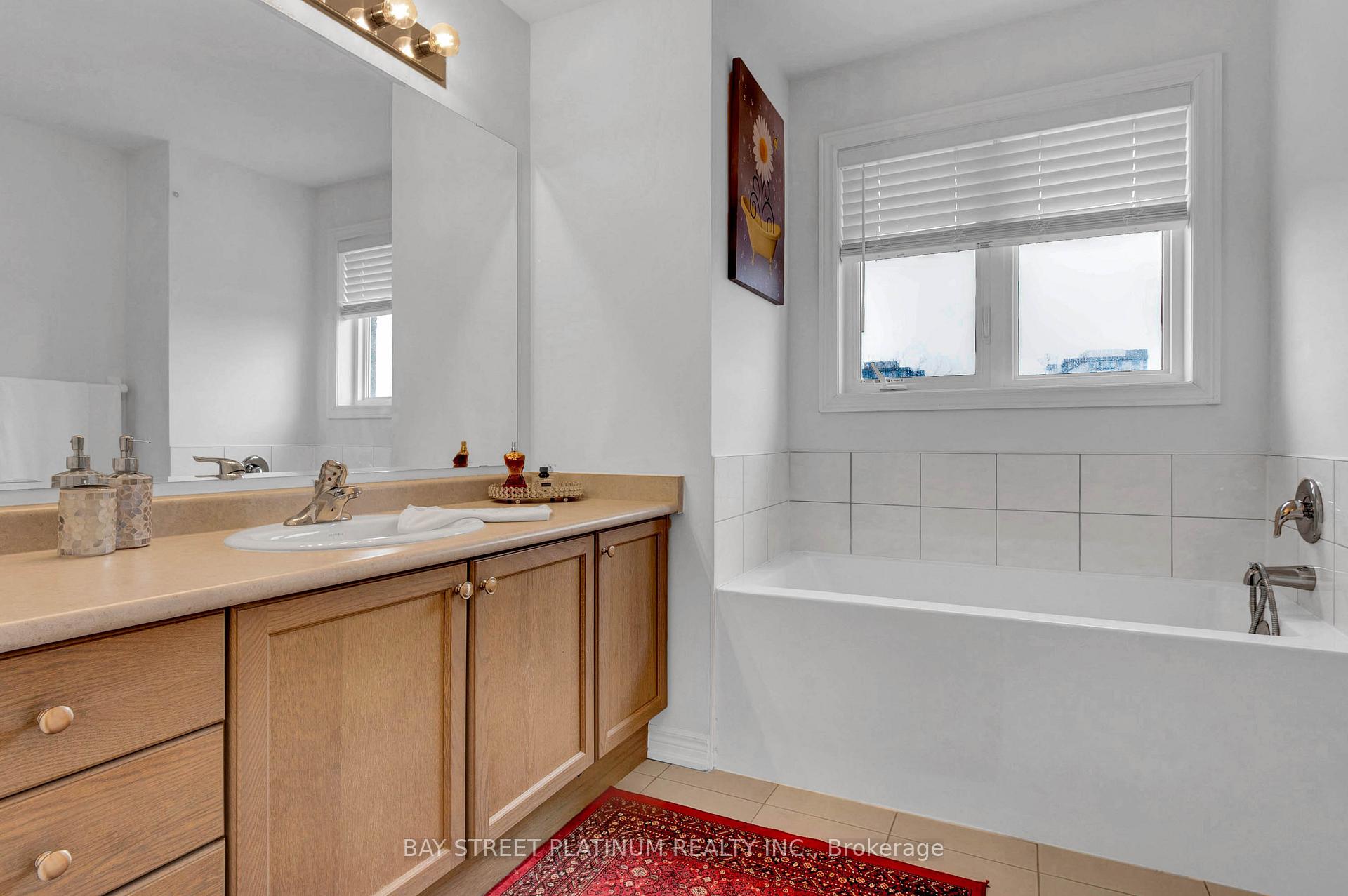 Photo 22 of 235 Skinner Road, Hamilton, Waterdown — HOMEH