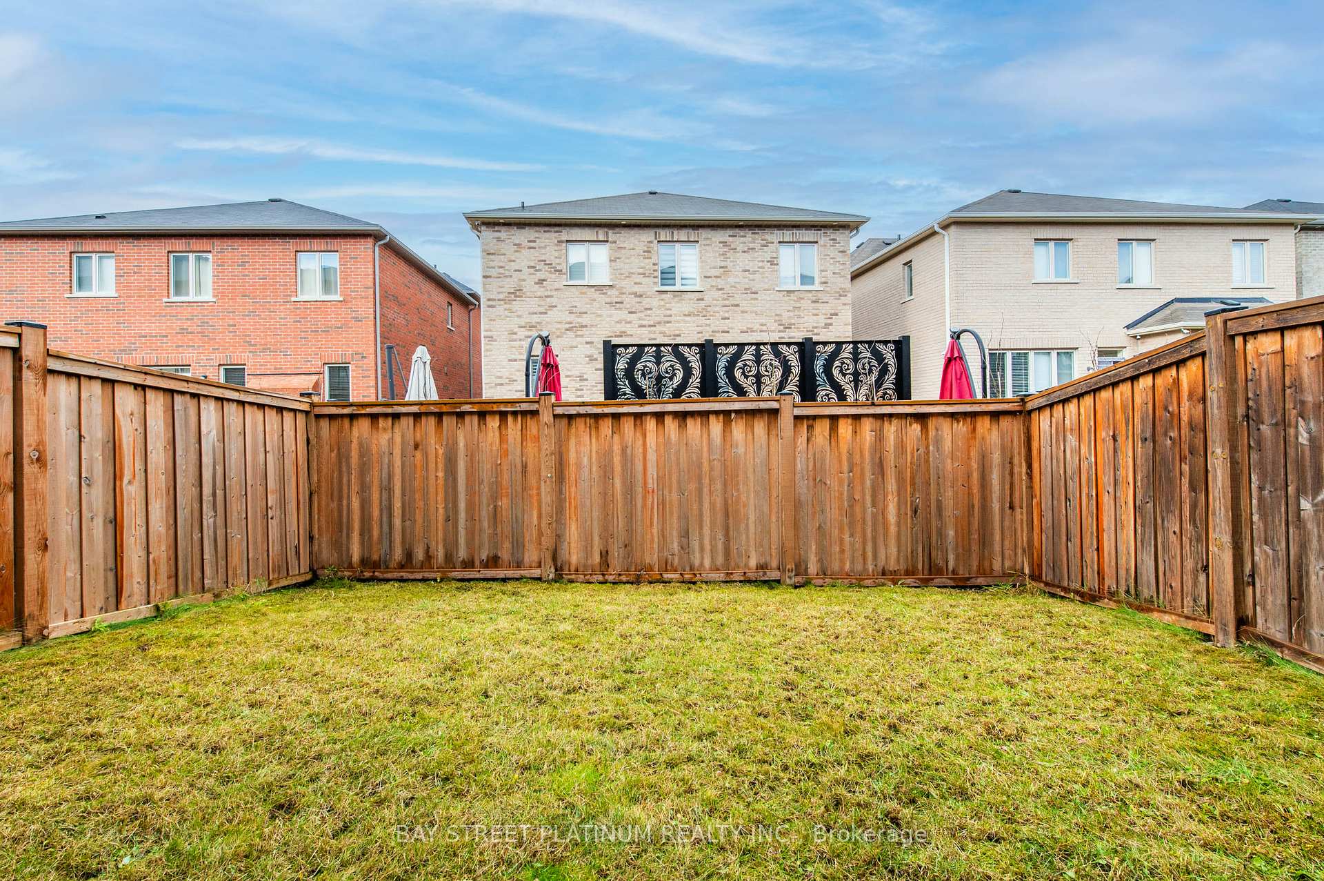 Photo 41 of 235 Skinner Road, Hamilton, Waterdown — HOMEH