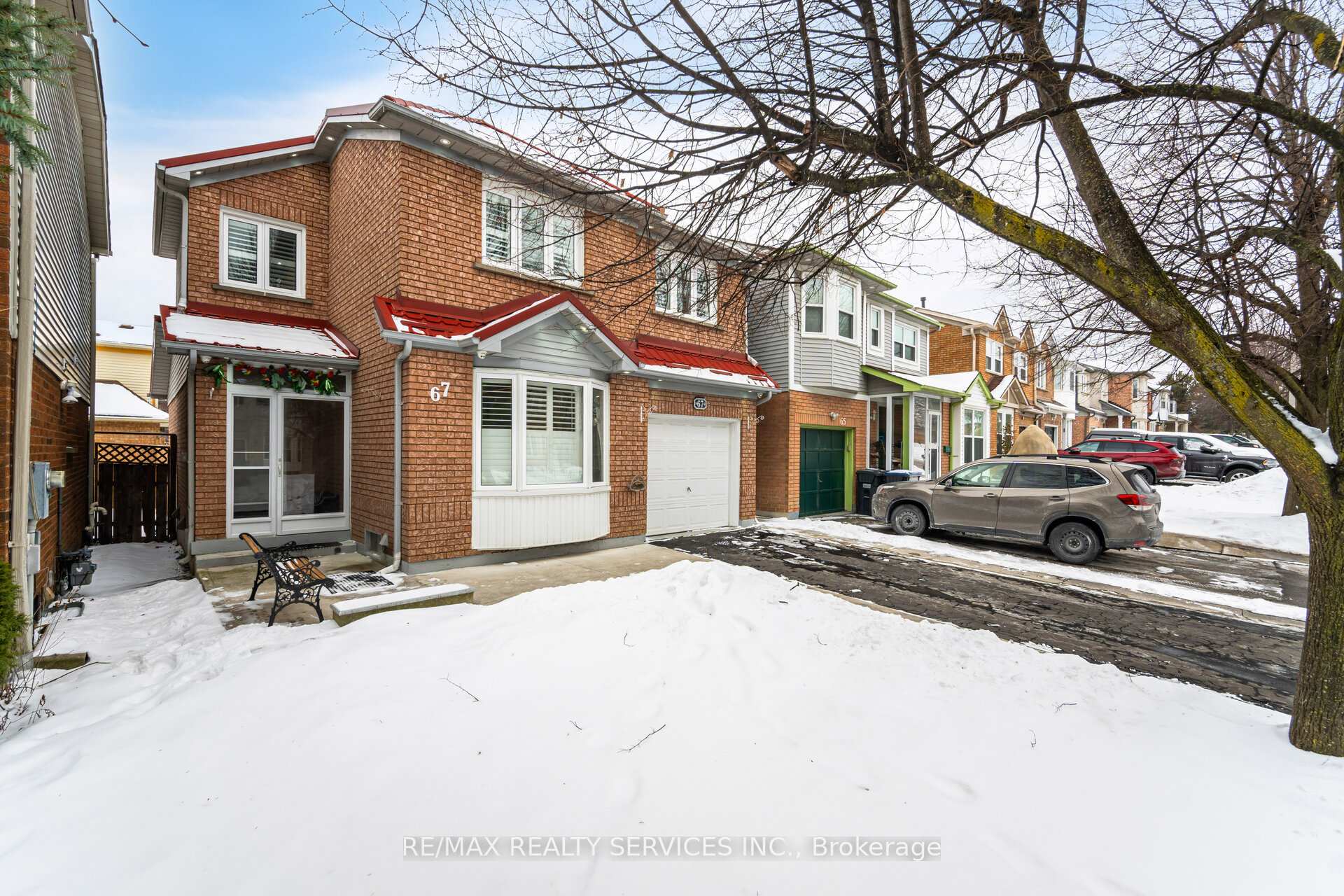 Photo 1 of 67 Stoneledge Circle, Brampton, Sandringham-Wellington — HOMEH