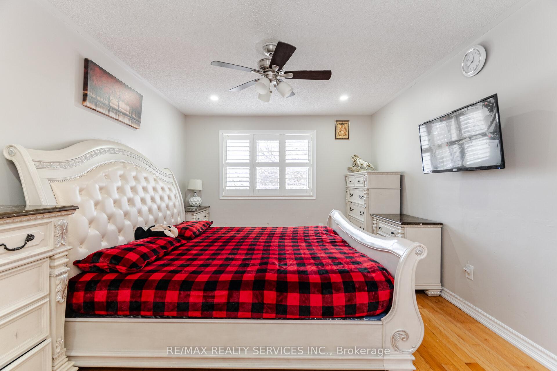 Photo 28 of 67 Stoneledge Circle, Brampton, Sandringham-Wellington — HOMEH