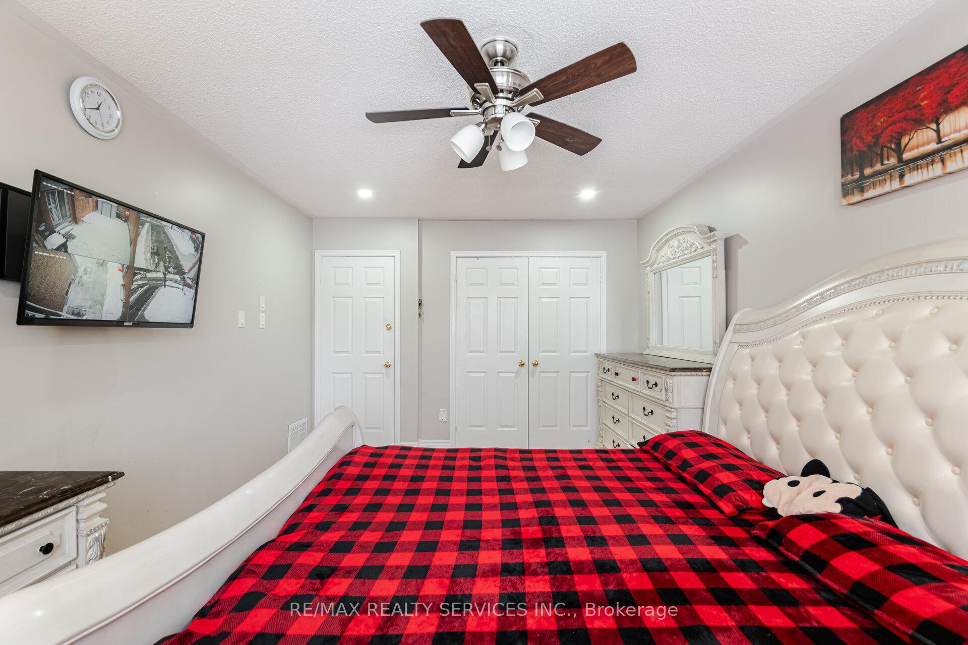 Photo 29 of 67 Stoneledge Circle, Brampton, Sandringham-Wellington — HOMEH