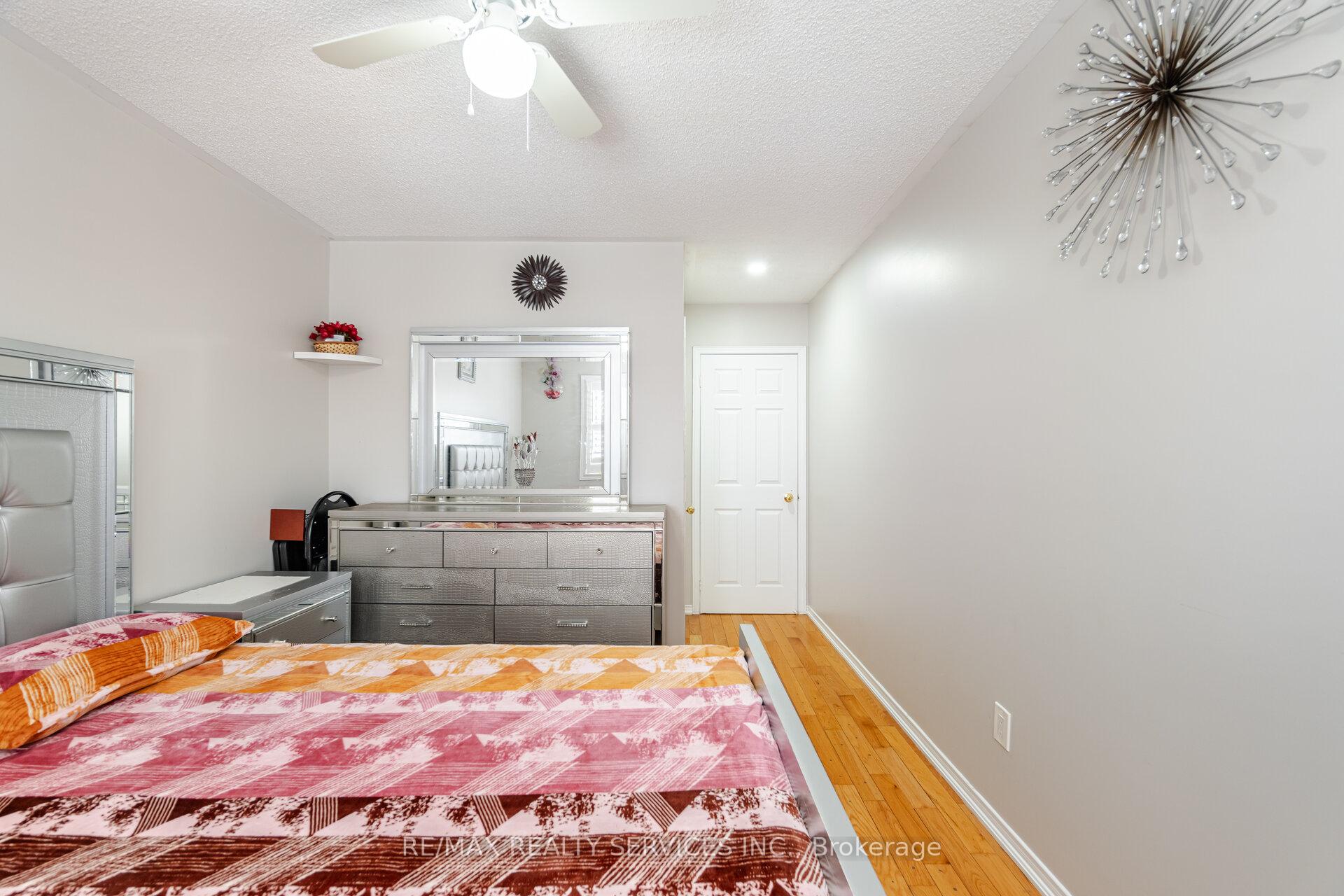 Photo 31 of 67 Stoneledge Circle, Brampton, Sandringham-Wellington — HOMEH