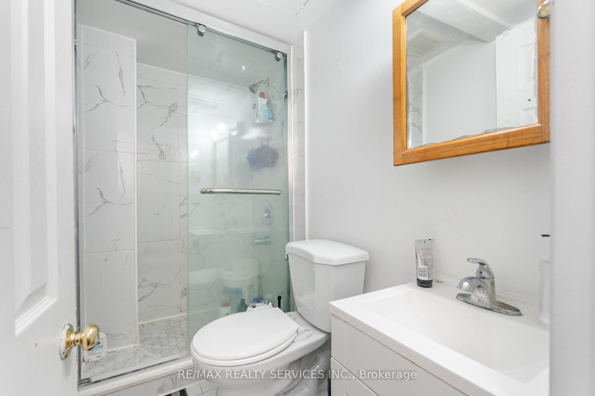 Photo 45 of 67 Stoneledge Circle, Brampton, Sandringham-Wellington — HOMEH