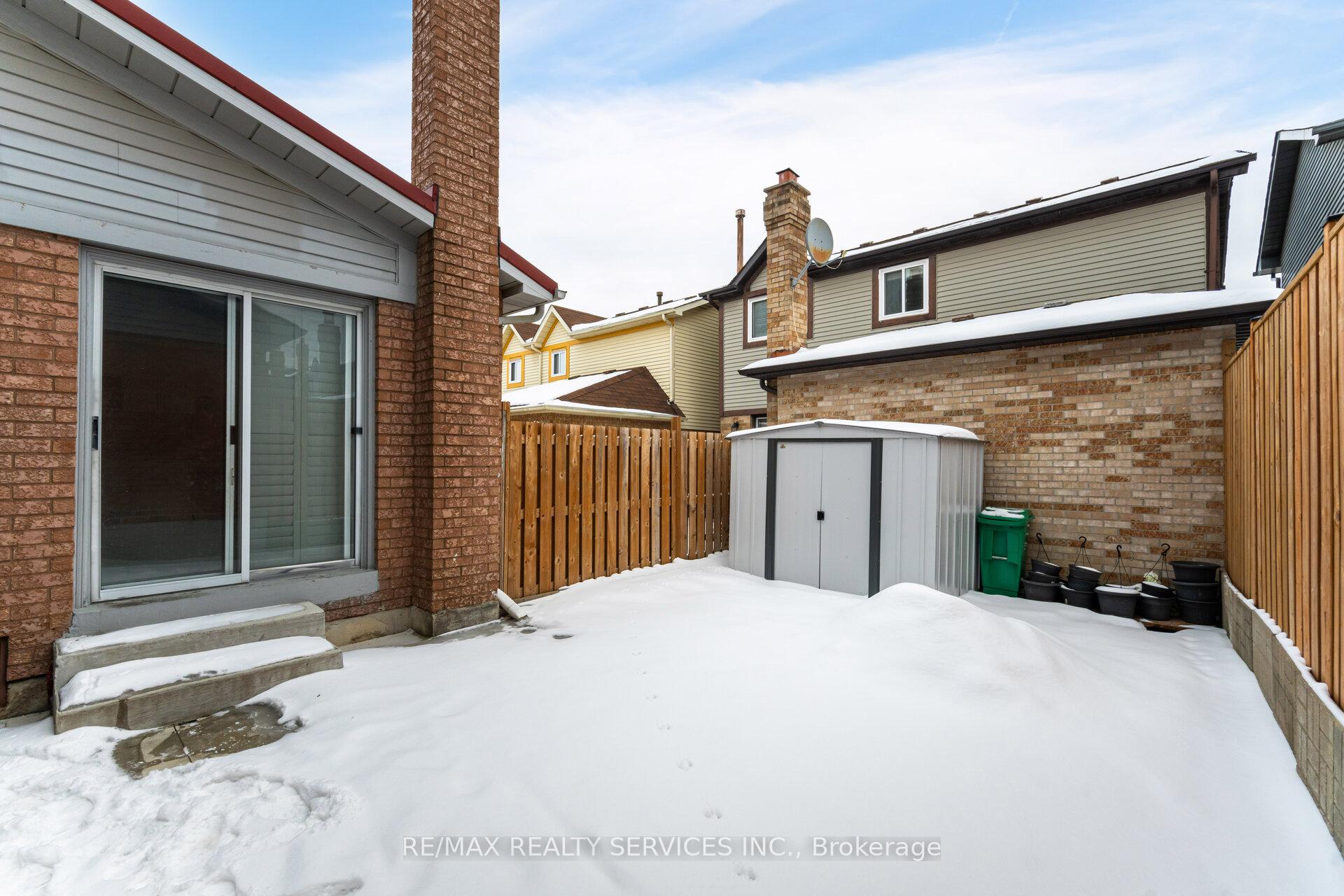 Photo 46 of 67 Stoneledge Circle, Brampton, Sandringham-Wellington — HOMEH