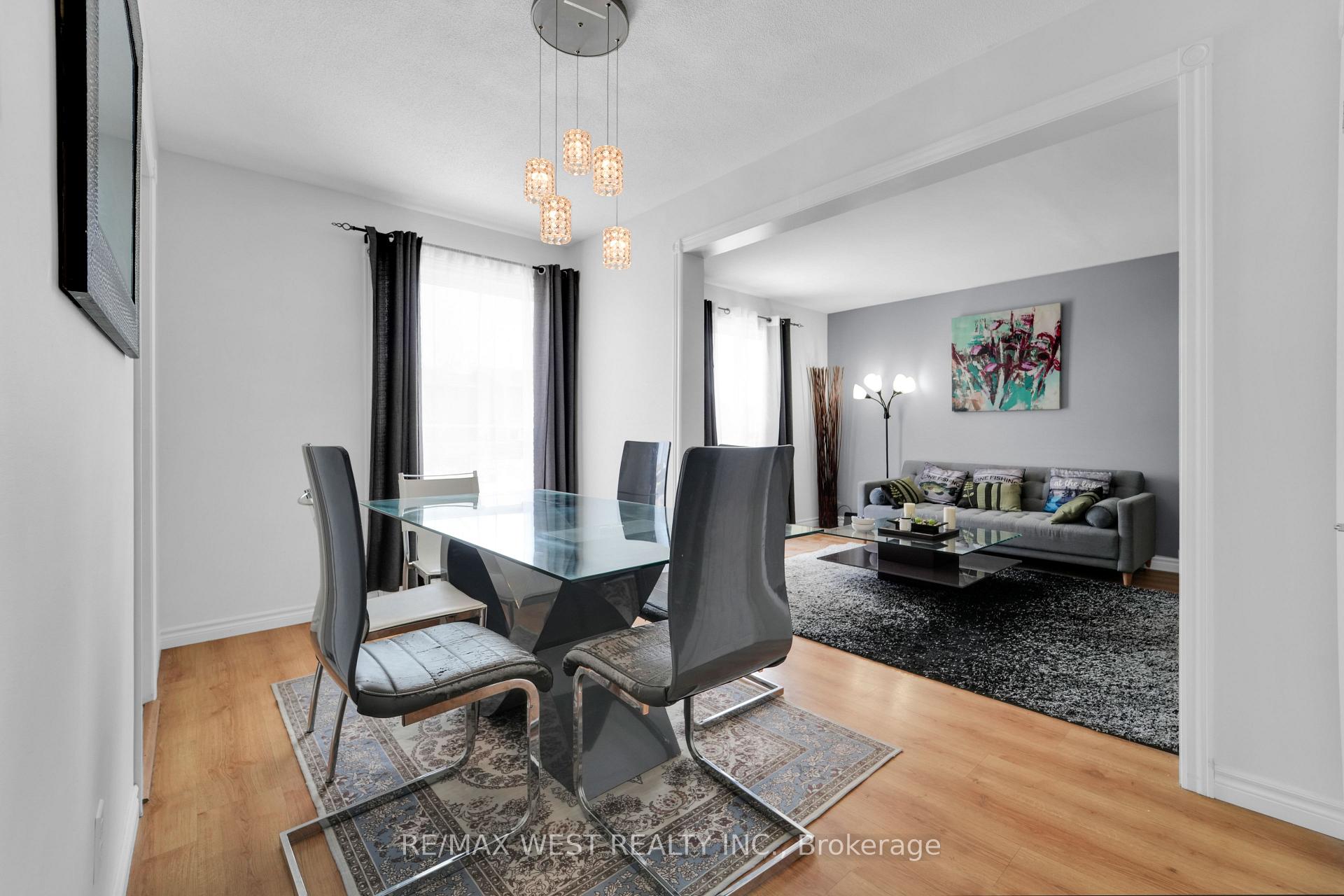 Photo 3 of 18 Jasmine Square, Brampton, Northgate — HOMEH