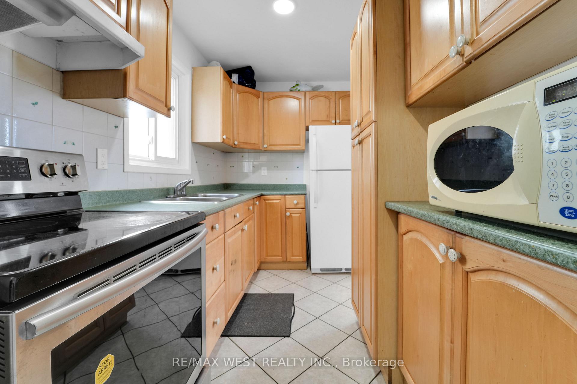 Photo 5 of 18 Jasmine Square, Brampton, Northgate — HOMEH