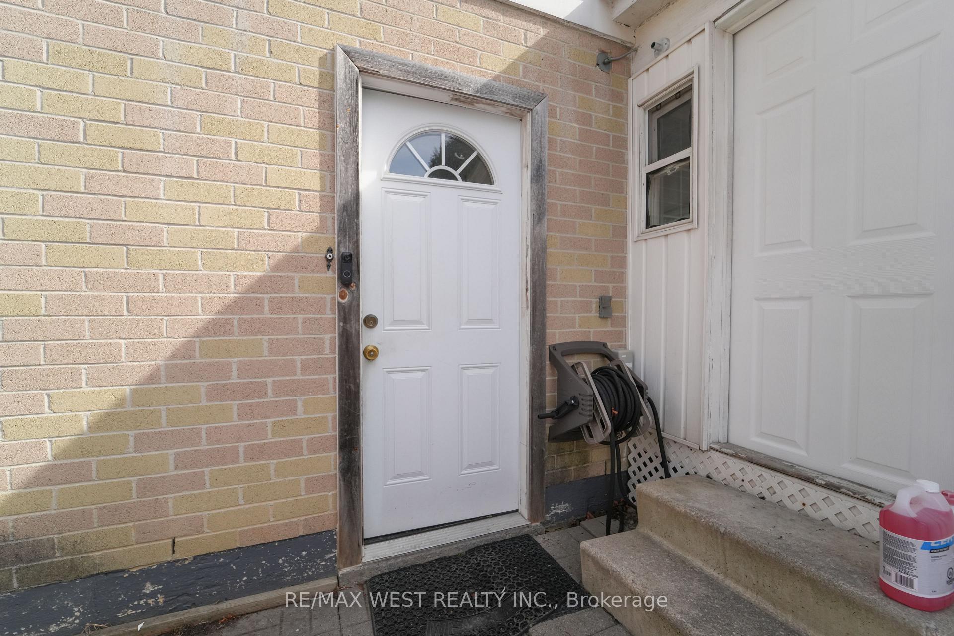 Photo 39 of 18 Jasmine Square, Brampton, Northgate — HOMEH