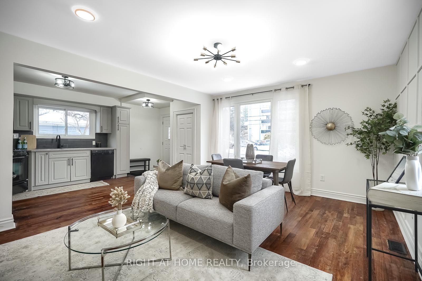 Photo 4 of 108 King Street E, Hamilton, Dundas — HOMEH
