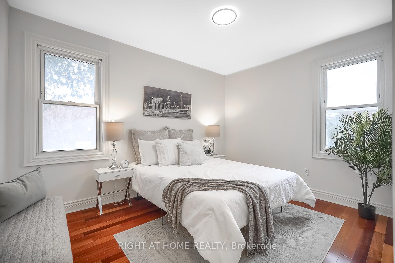 Photo 19 of 108 King Street E, Hamilton, Dundas — HOMEH