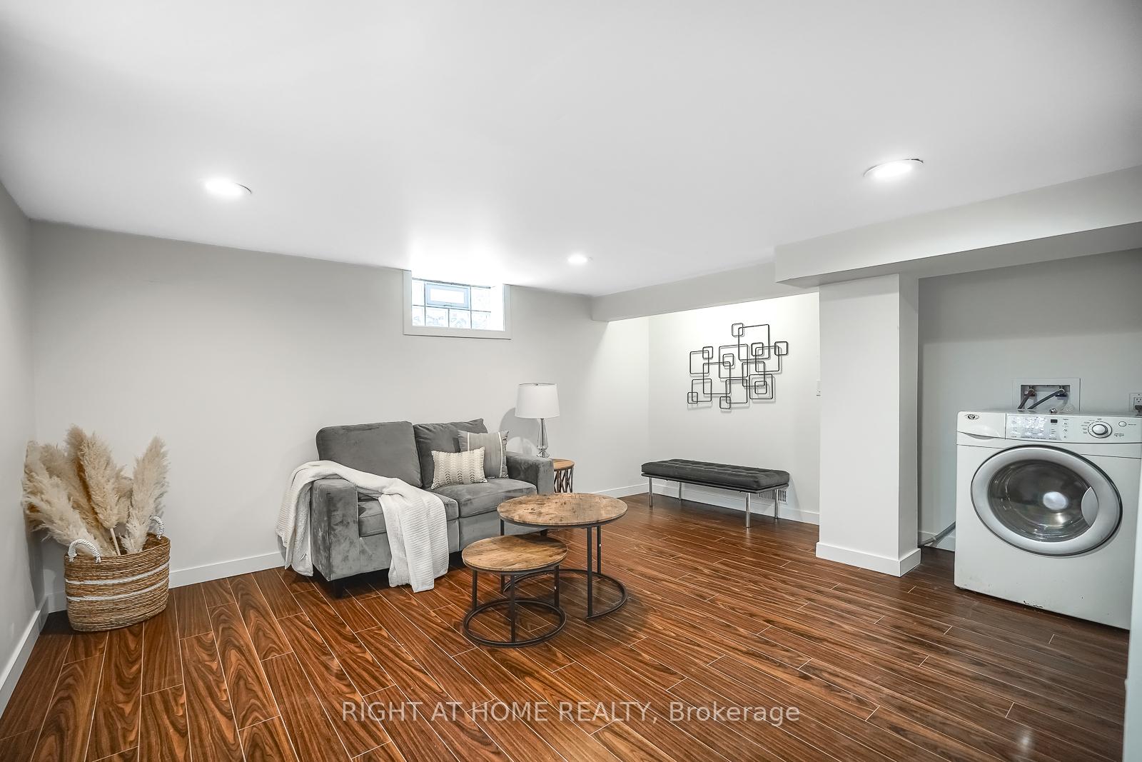 Photo 31 of 108 King Street E, Hamilton, Dundas — HOMEH