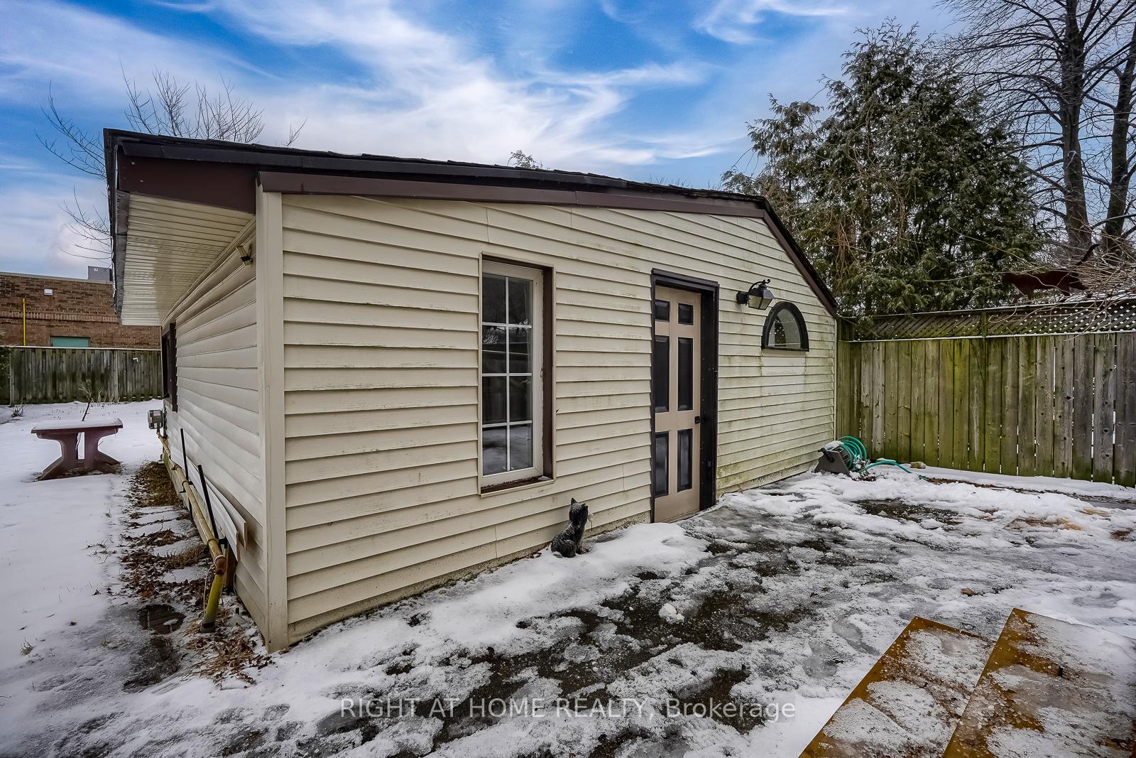 Photo 34 of 108 King Street E, Hamilton, Dundas — HOMEH