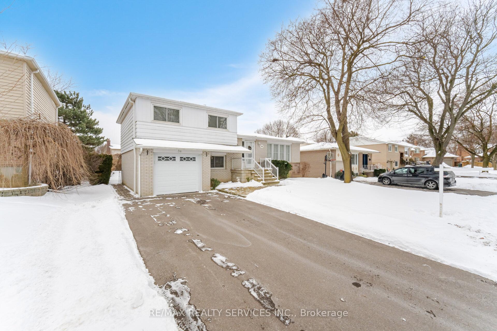 Photo 22 of 34 Parkend Avenue, Brampton, Brampton South — HOMEH