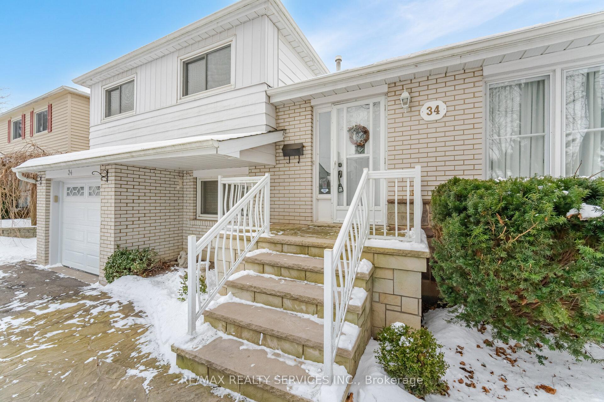 Photo 24 of 34 Parkend Avenue, Brampton, Brampton South — HOMEH