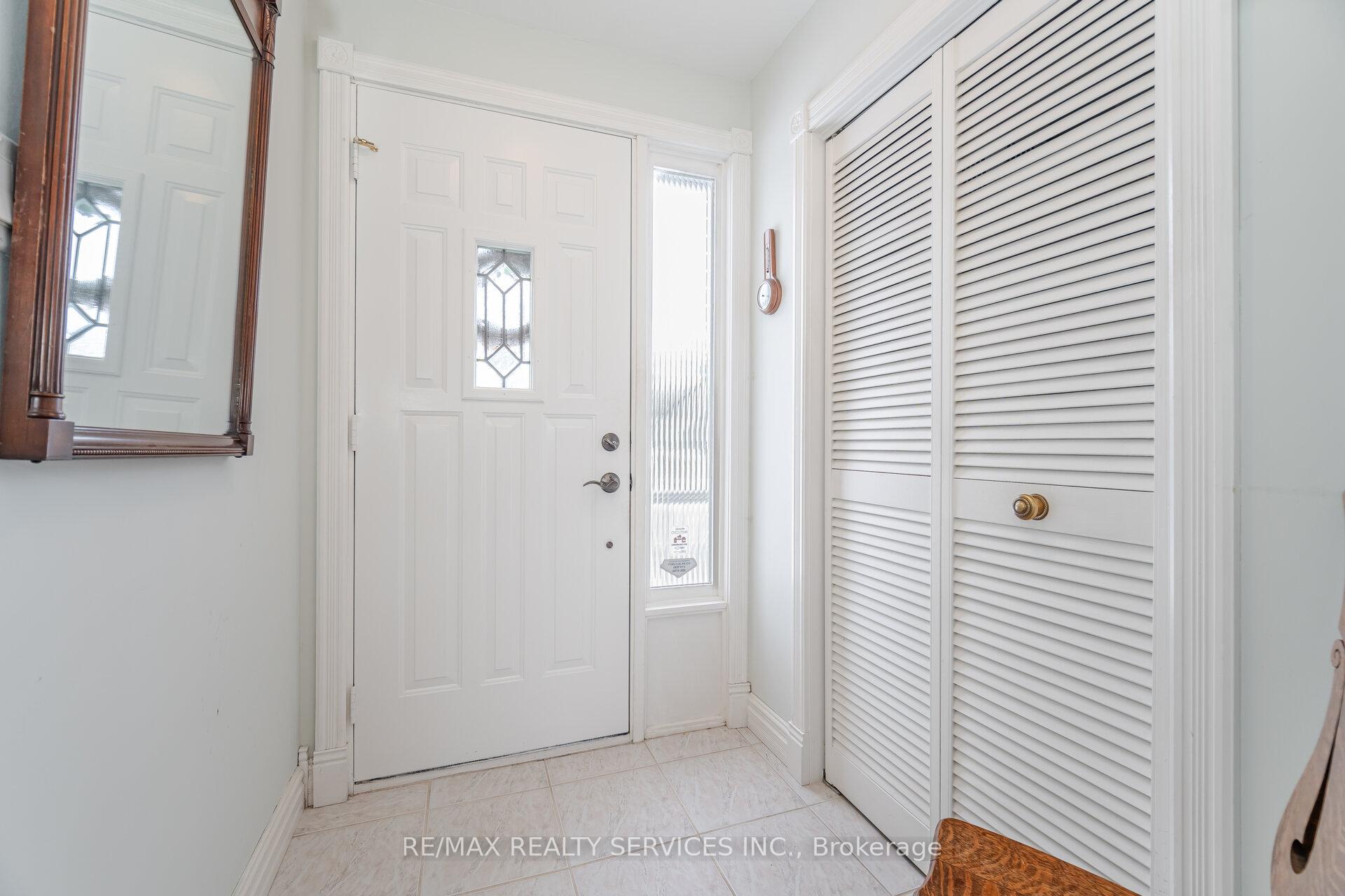 Photo 26 of 34 Parkend Avenue, Brampton, Brampton South — HOMEH