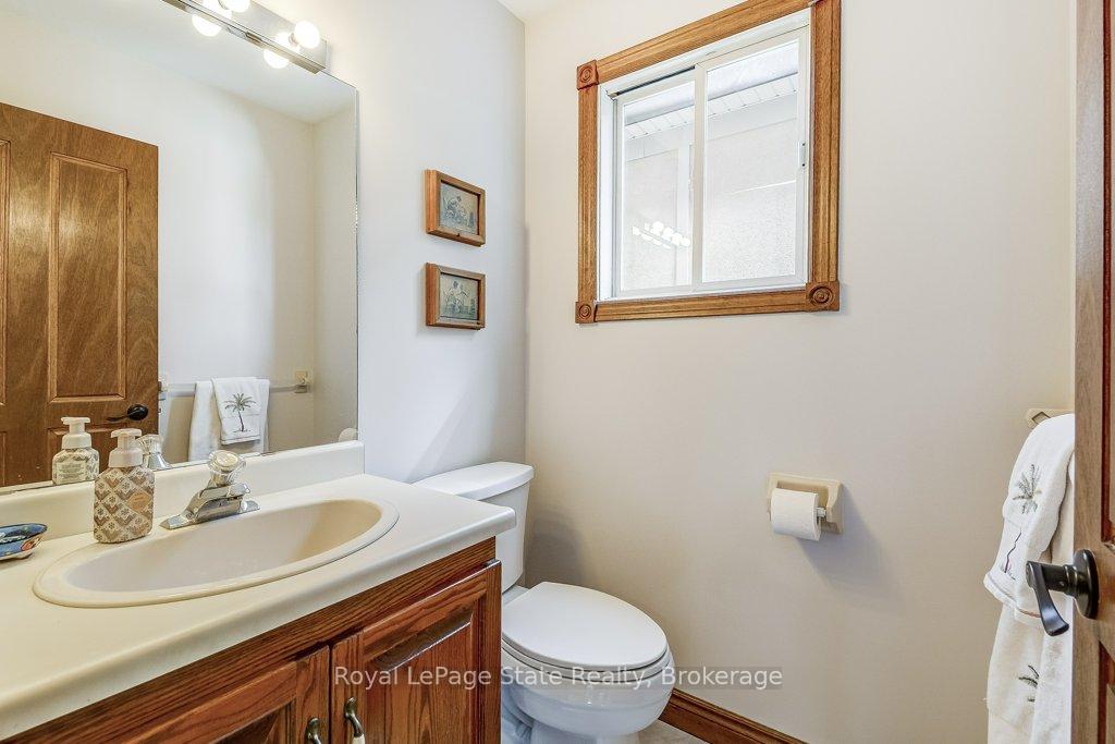 Photo 9 of 462 Dundurn Street S, Hamilton, Kirkendall — HOMEH