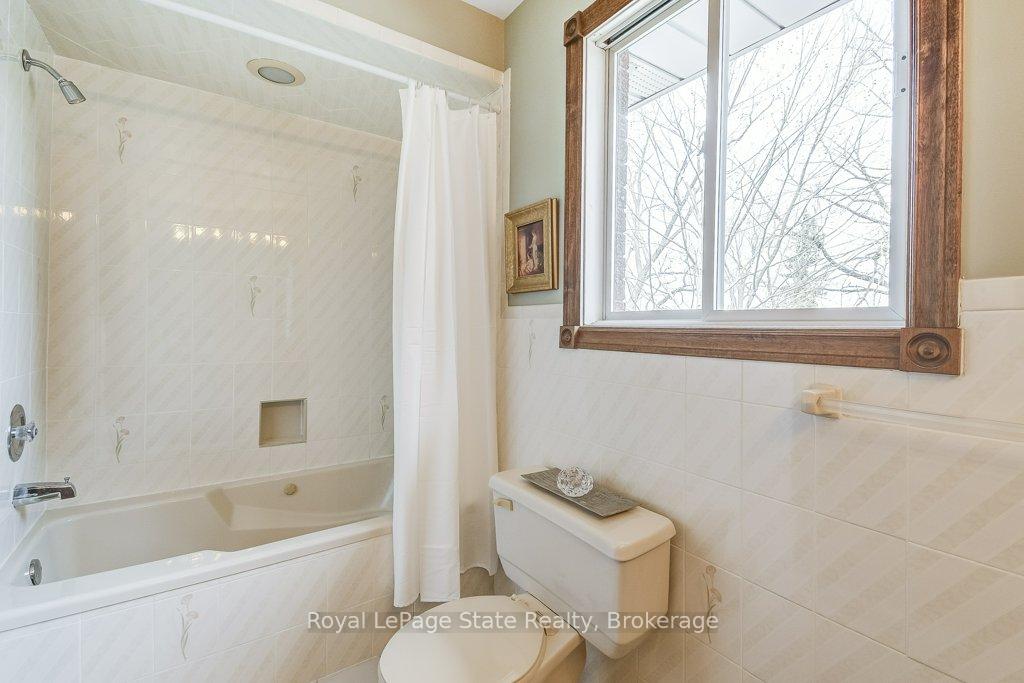 Photo 31 of 462 Dundurn Street S, Hamilton, Kirkendall — HOMEH