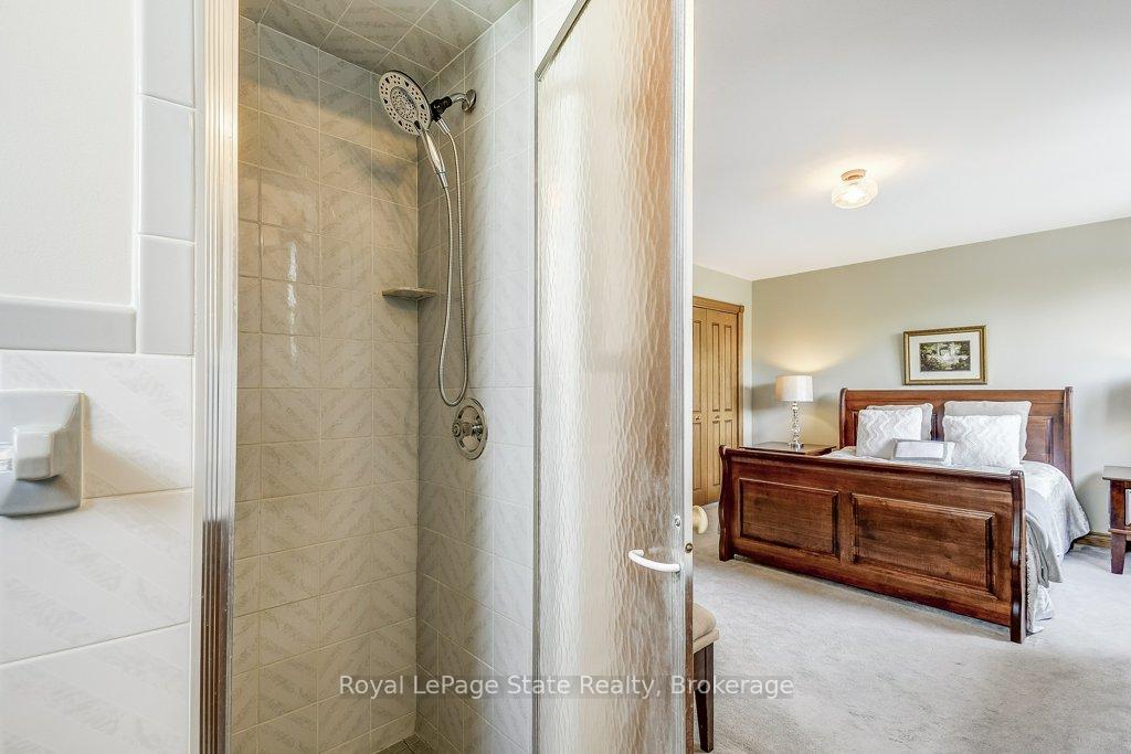 Photo 36 of 462 Dundurn Street S, Hamilton, Kirkendall — HOMEH