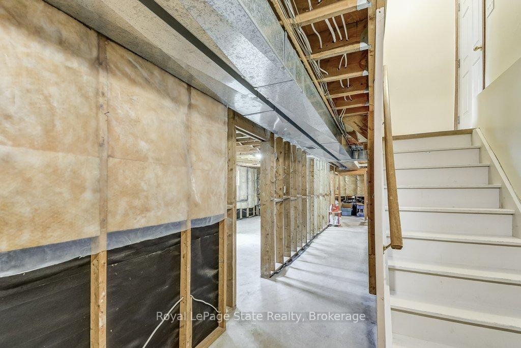 Photo 38 of 462 Dundurn Street S, Hamilton, Kirkendall — HOMEH