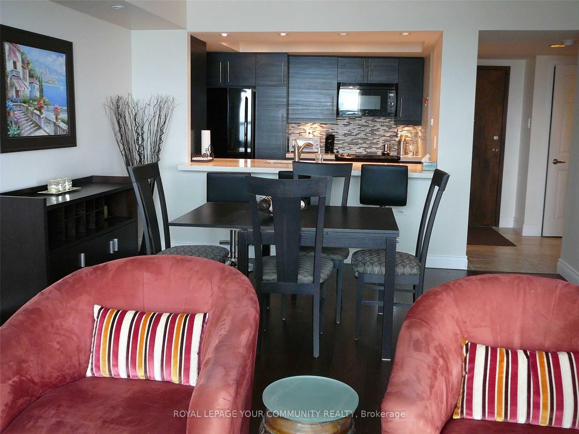Photo 3 of Unit 2311, 77 Harbour Square, Toronto, Waterfront Communities — HOMEH