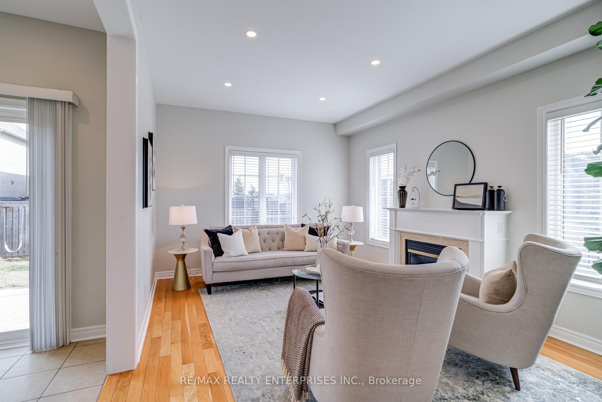 Photo 8 of 148 Bayhampton Drive, Brampton, Vales of Castlemore — HOMEH