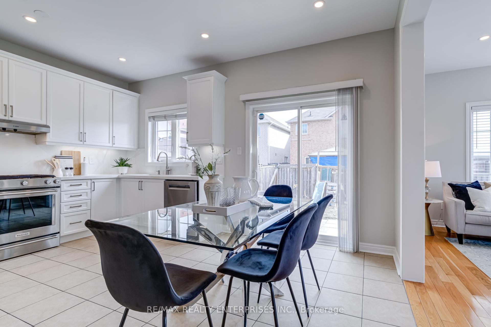 Photo 13 of 148 Bayhampton Drive, Brampton, Vales of Castlemore — HOMEH