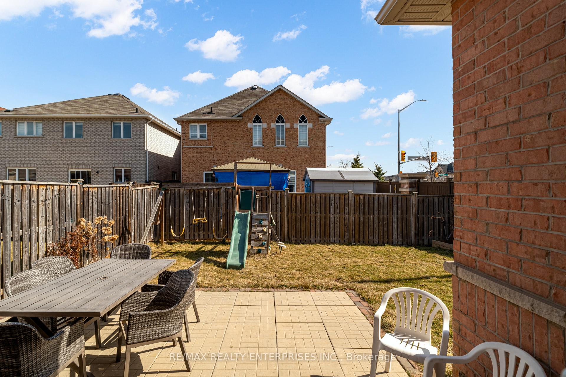 Photo 37 of 148 Bayhampton Drive, Brampton, Vales of Castlemore — HOMEH