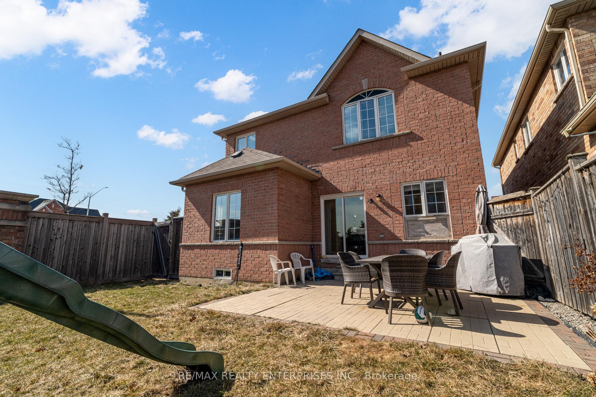 Photo 39 of 148 Bayhampton Drive, Brampton, Vales of Castlemore — HOMEH